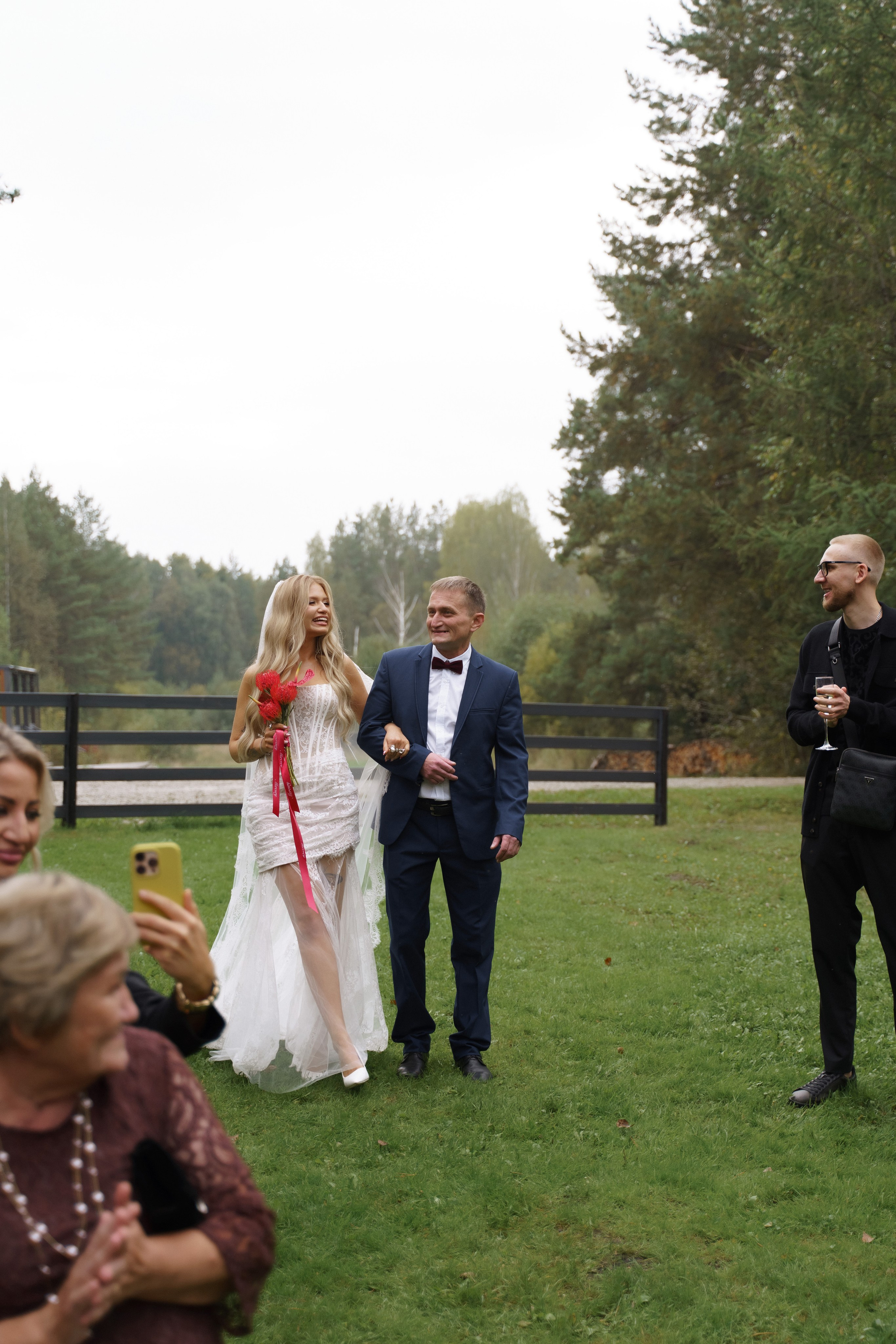 Максим и Алина. Свадебный фотограф Анастасия Хабарова в Новоуральске и Екатеринбурге