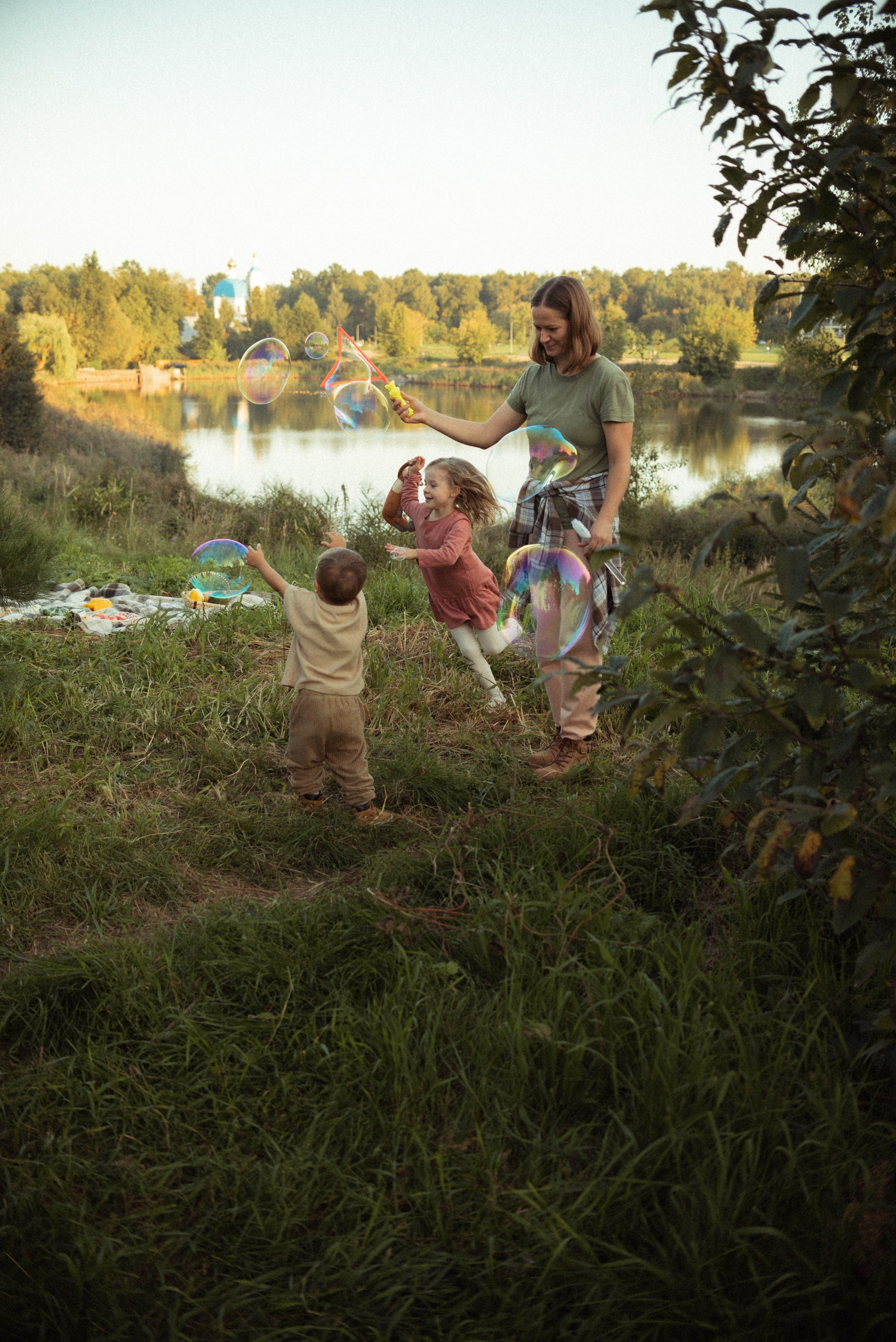 Семейная фотосессия на природе. Семейный фотограф в Железнодорожном Масаева Елена
