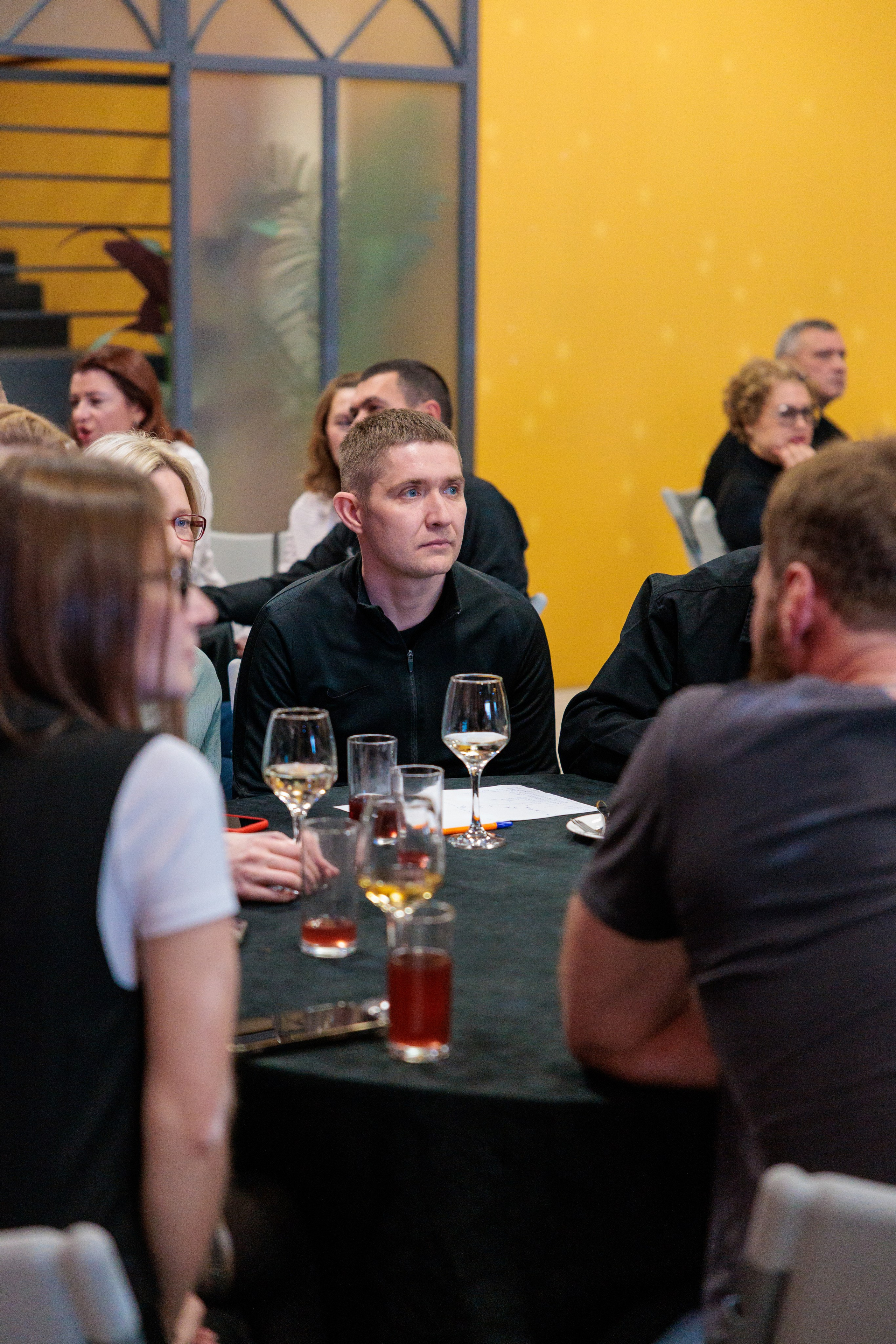 Корпоративный квиз. Репортажный фотограф Санкт-Петербург | Роман Карбышев