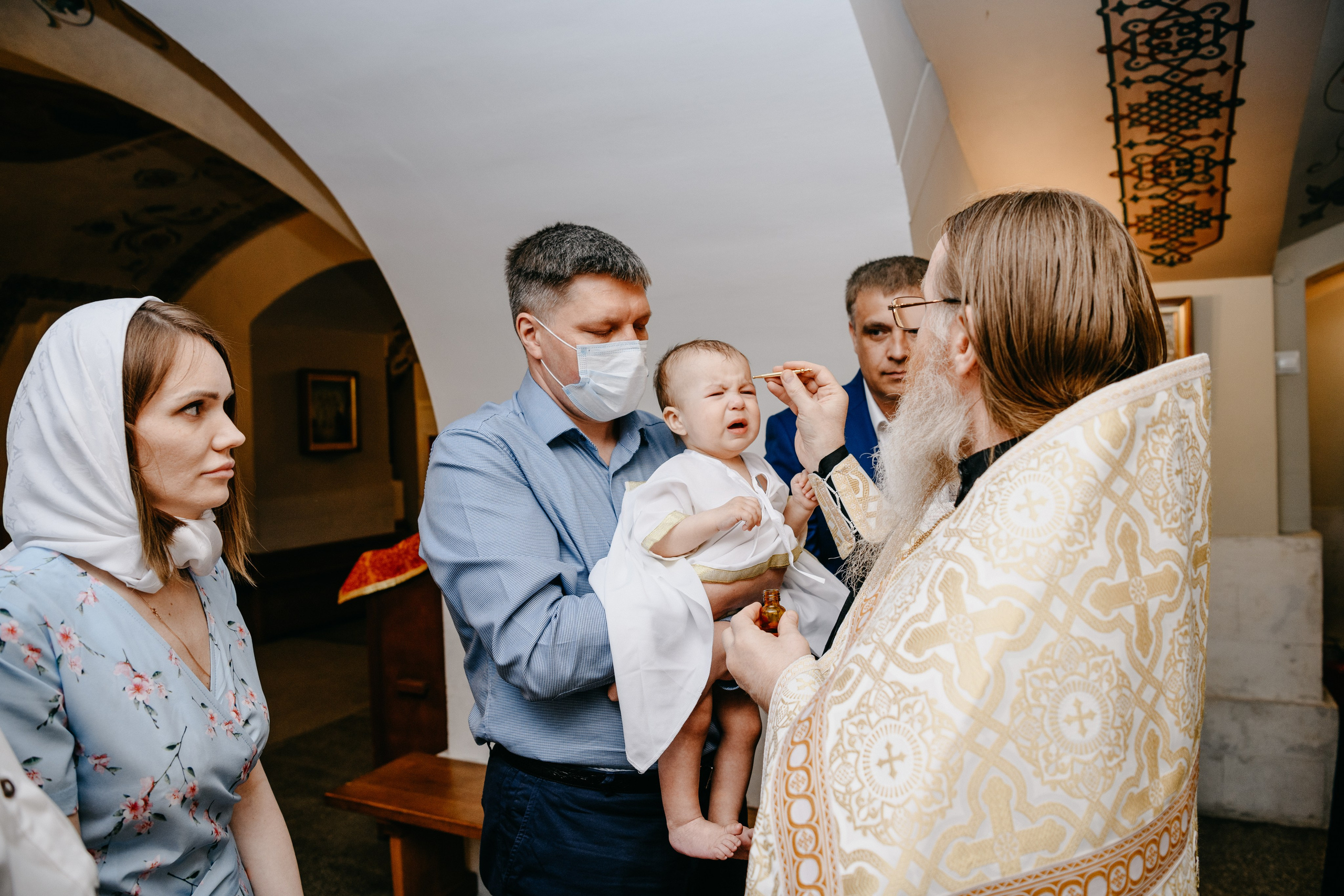 Крещение Александра. Фотограф на выписку из роддома в Москве и МО