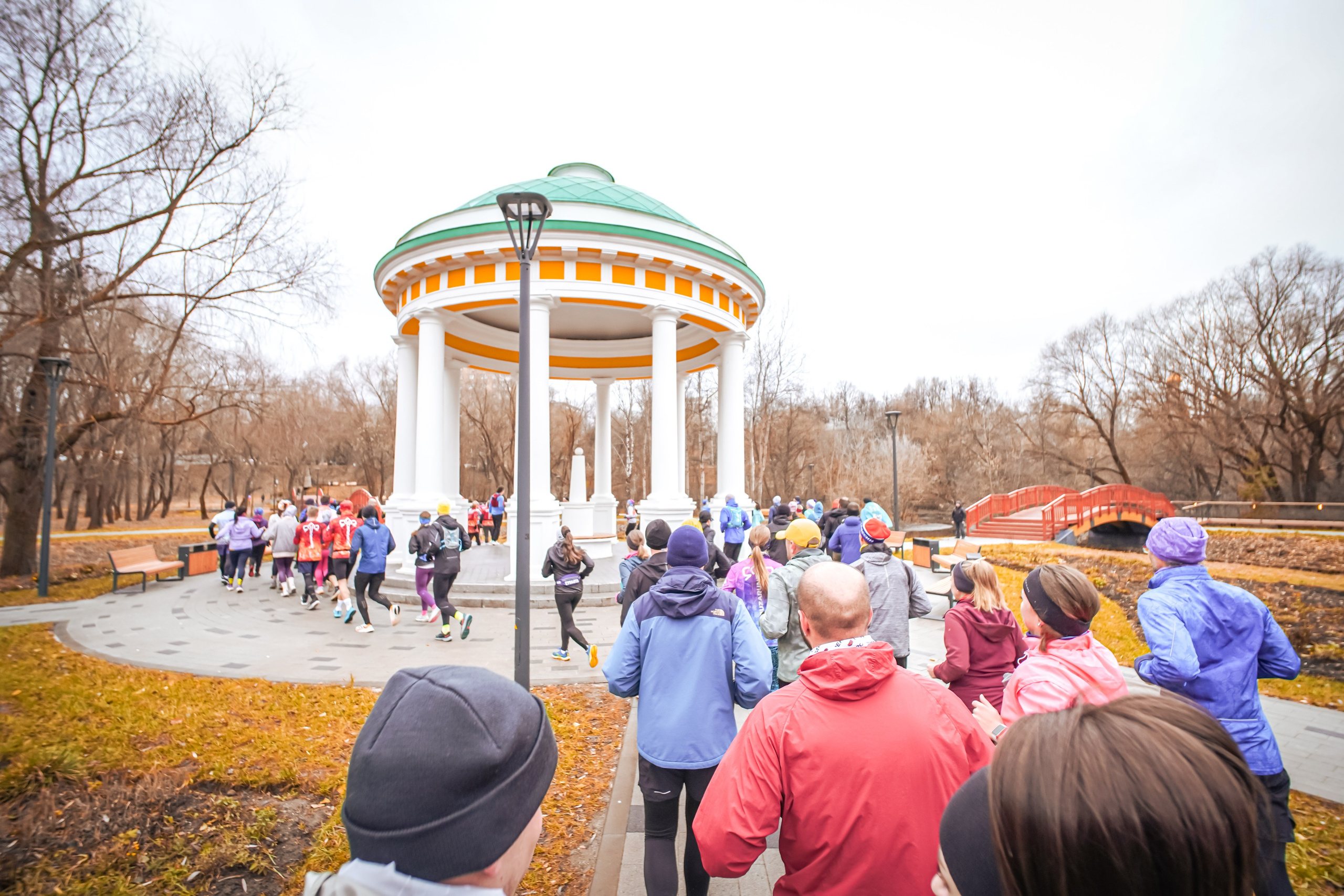 #марафонудома #яuzarun 2024 2-я петля, группа 6:30. Роман Капилюшов. Бег. Фото. Видео. г. Люберцы