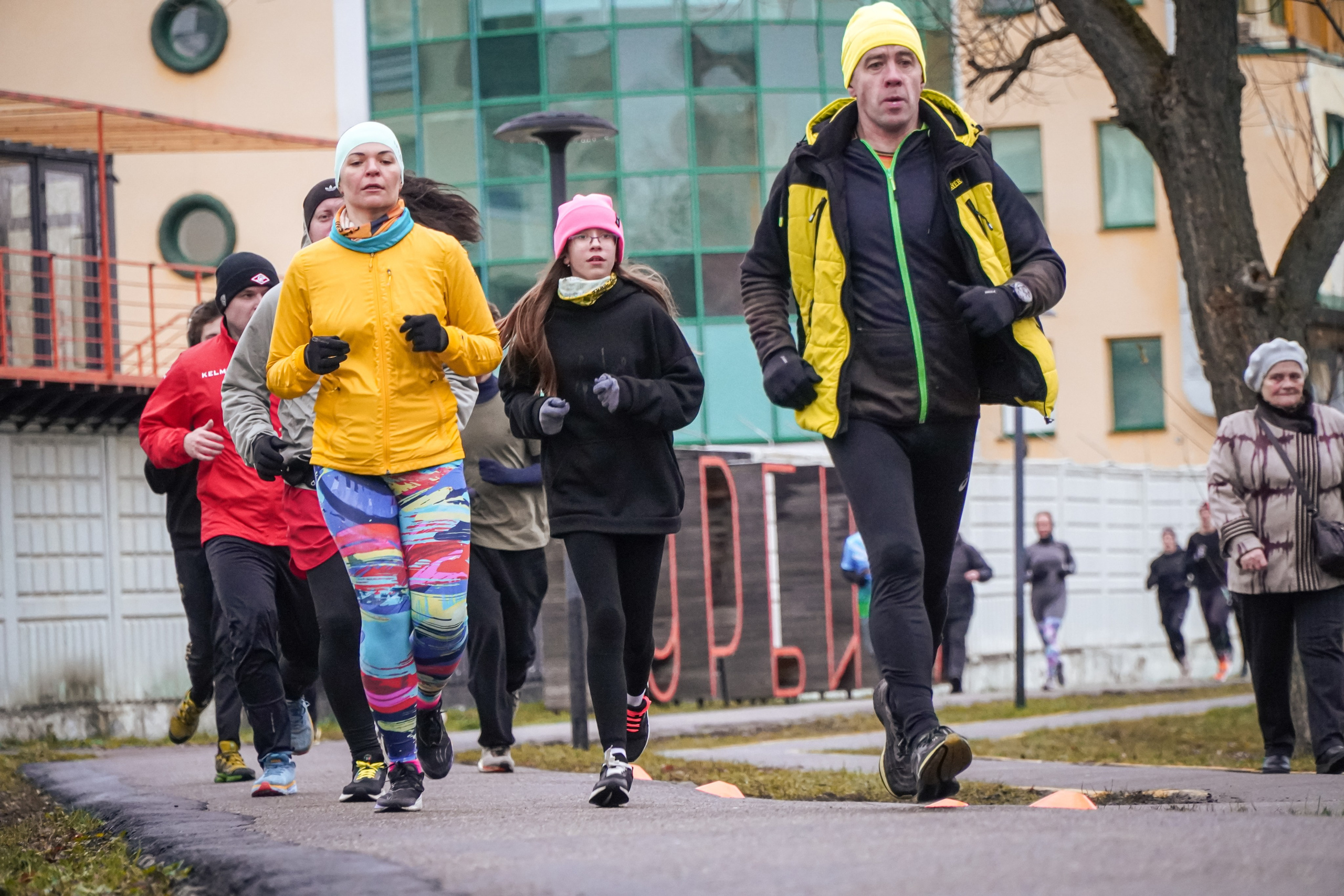 5 вёрст Реутов 16.11.2024. Роман Капилюшов. Бег. Фото. Видео. г. Люберцы