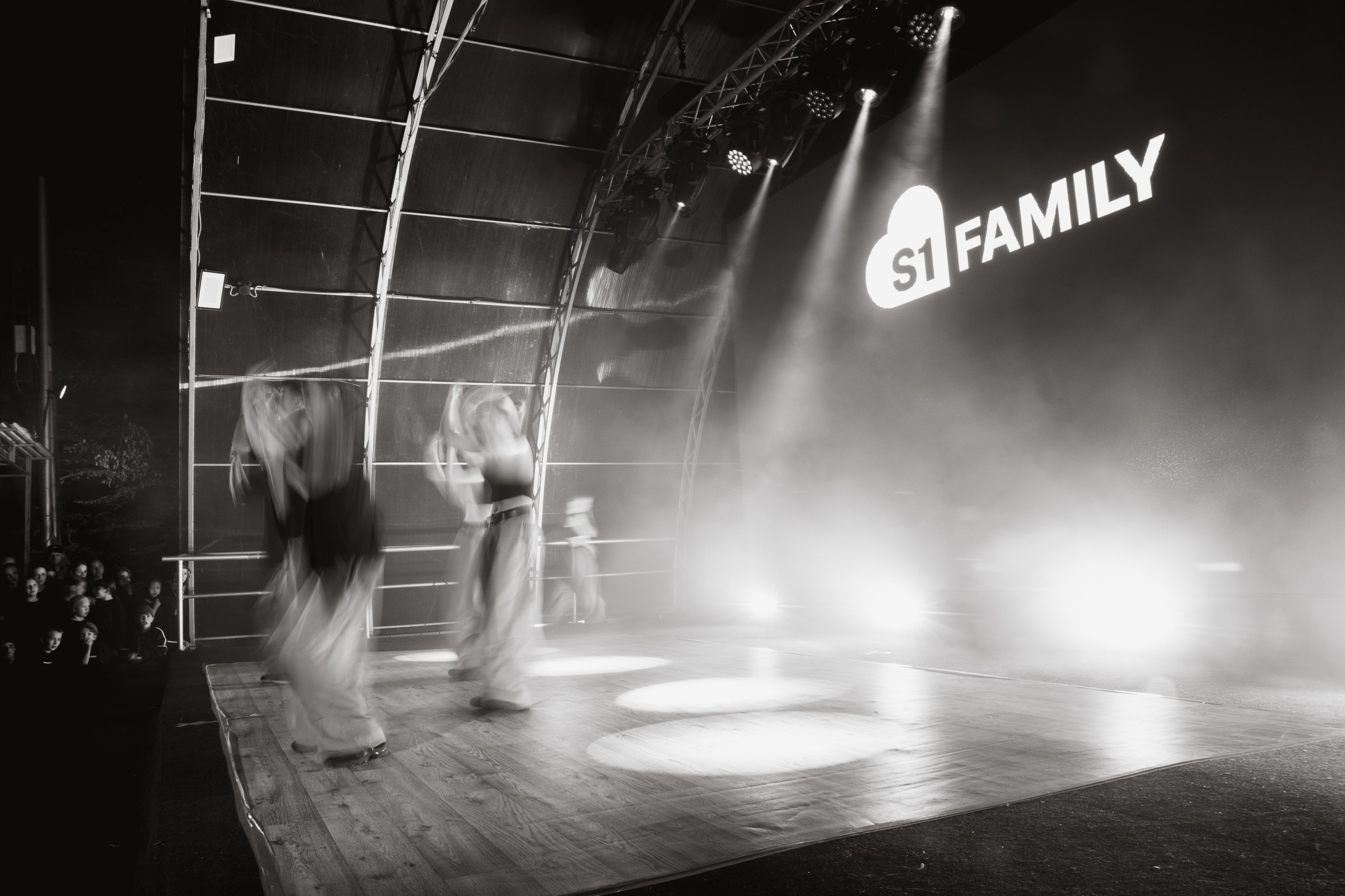 Танцы. Фотограф Николай Петрушкин | Ставрополь, Москва