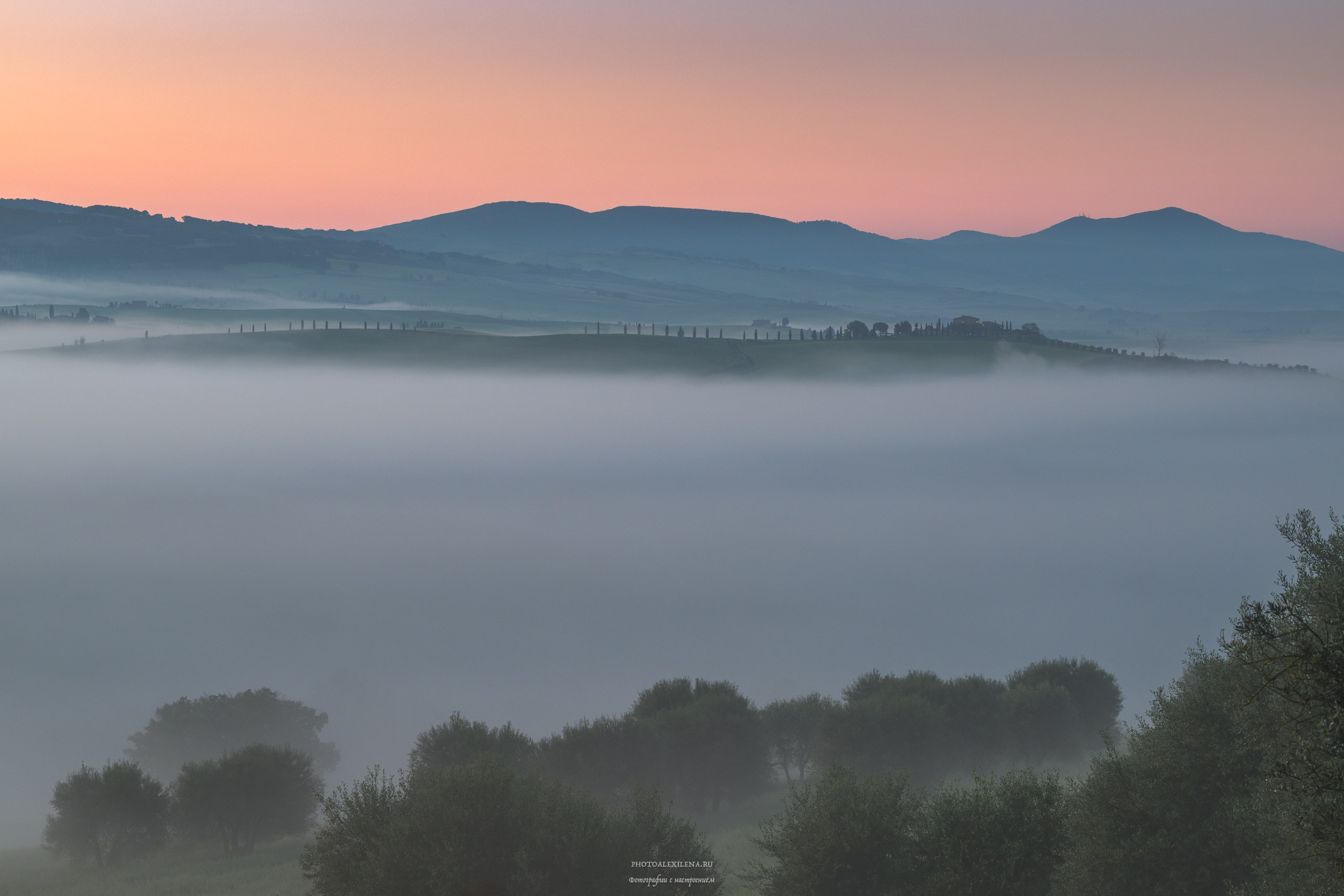 Волшебное утро в Тоскане. Авторские стильные фотокартины