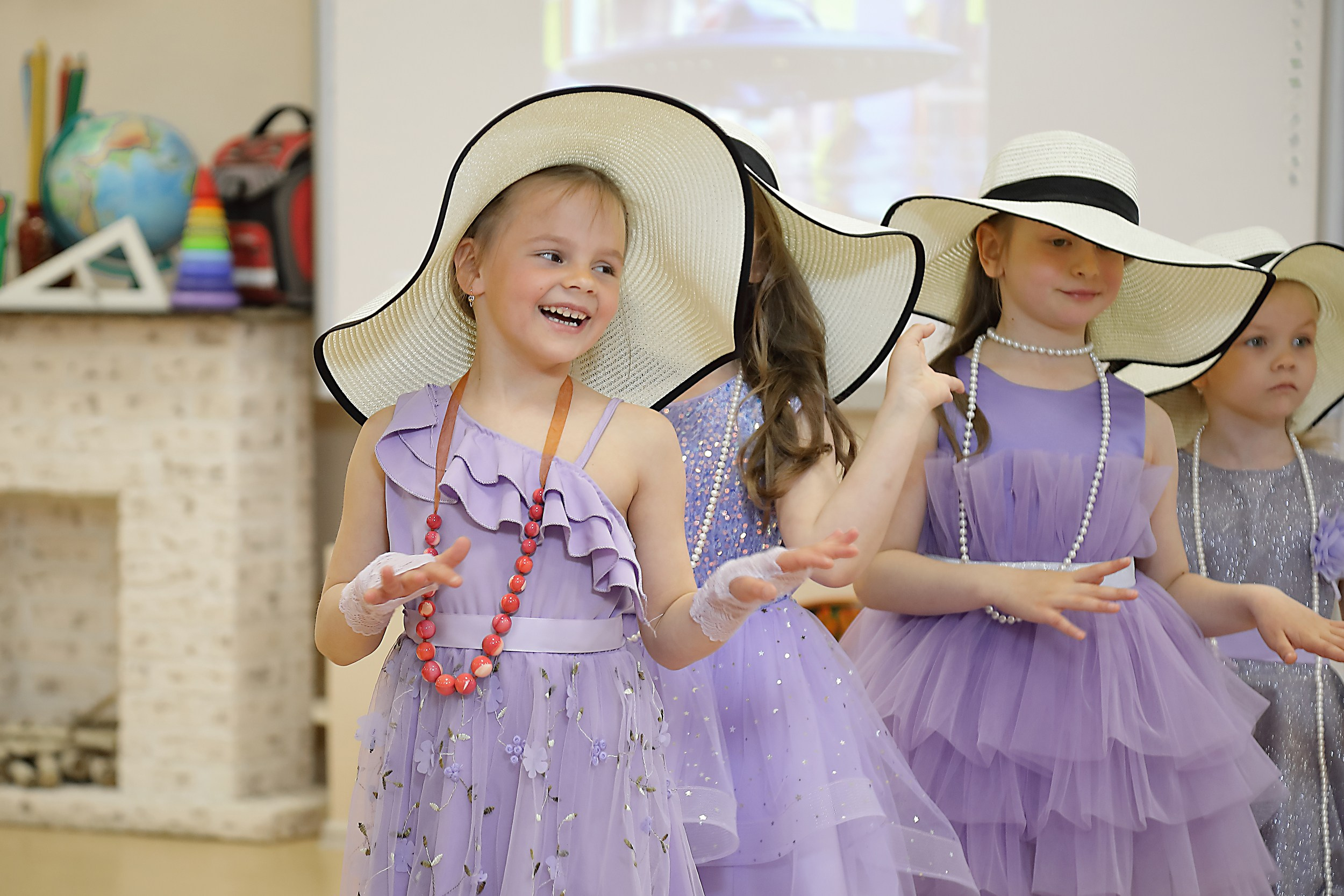 Фотосессия выпускного в детском саду. Свадебный и семейный фотограф и видеограф в Екатеринбурге Полянские Тимур и Анастасия