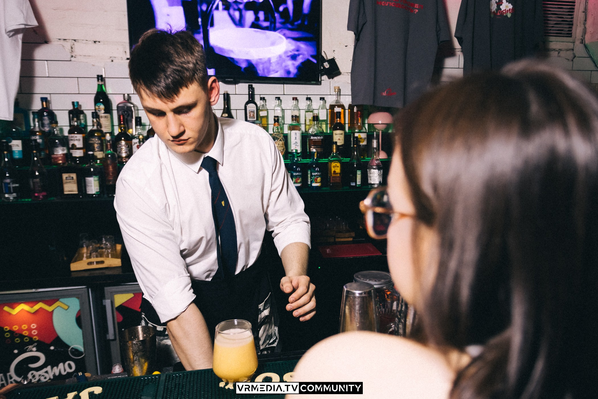 Бар «Cosmo»: Прощальная вечеринка