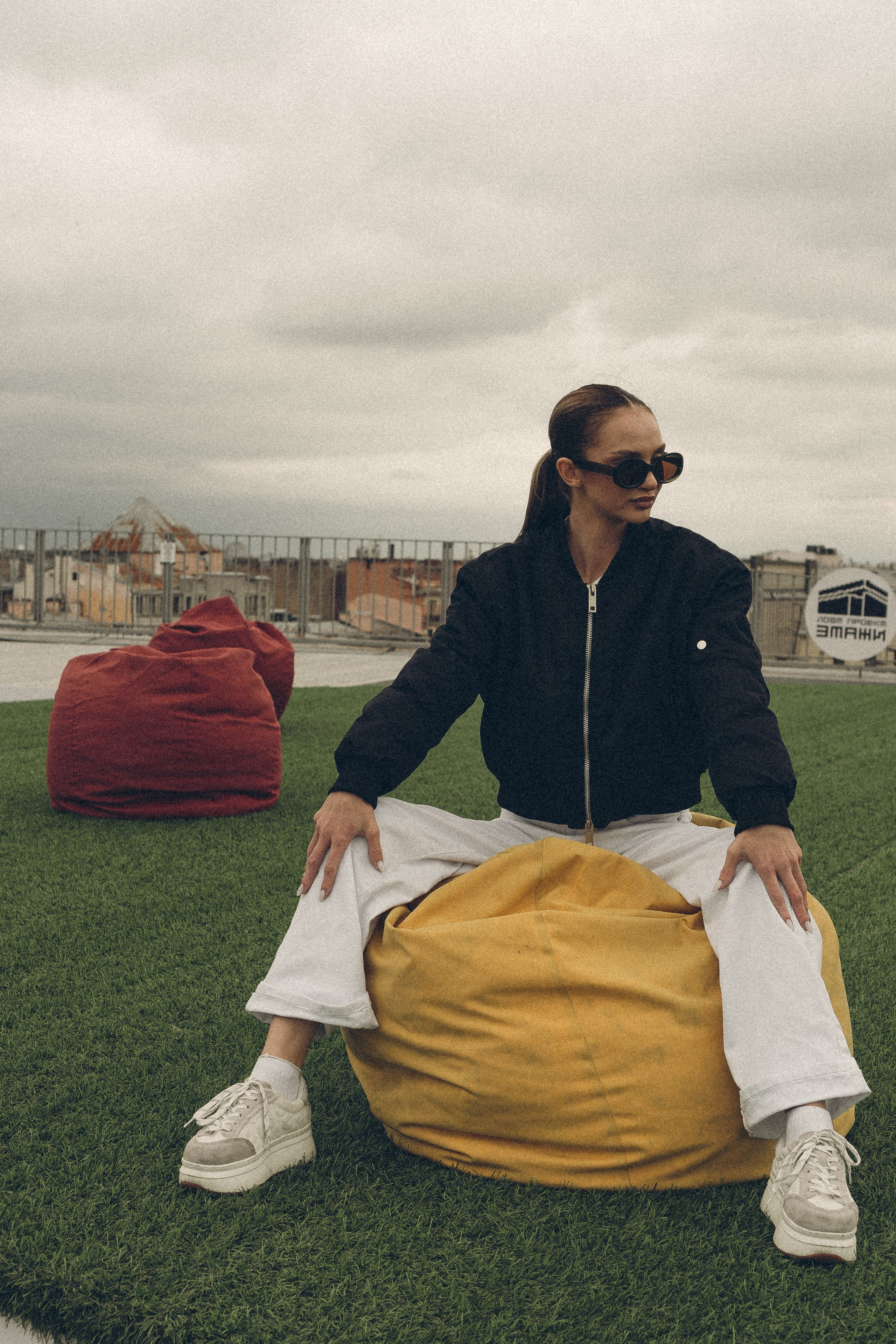 МЫ ГУЛЯЛИ ПРО КРЫШАМ ПИТЕРА. Профессиональный фотограф, Санкт-Петербург — Виктория Богомолова