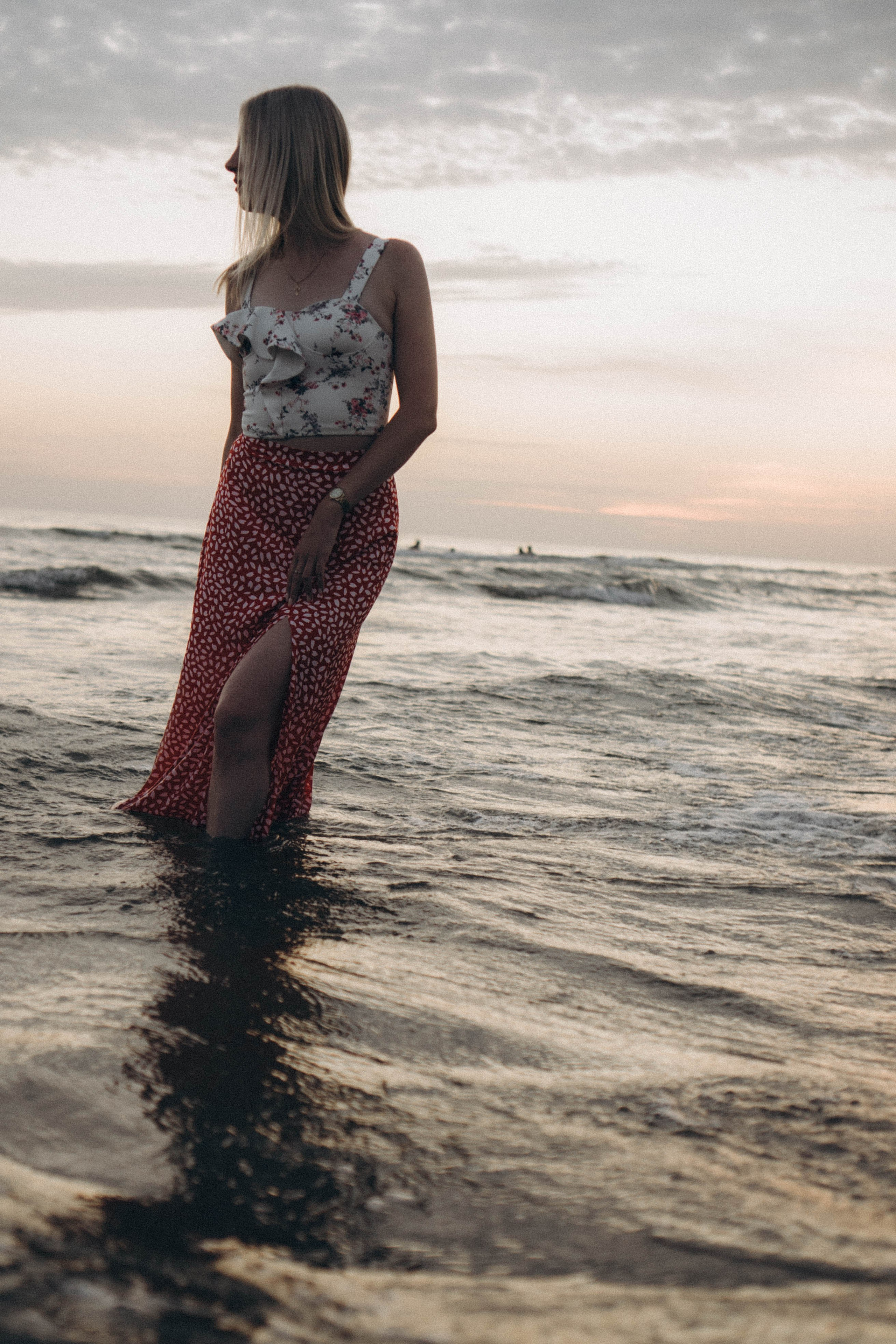 Июльский вечер на берегу черного моря. Профессиональный фотограф, Санкт-Петербург — Виктория Богомолова