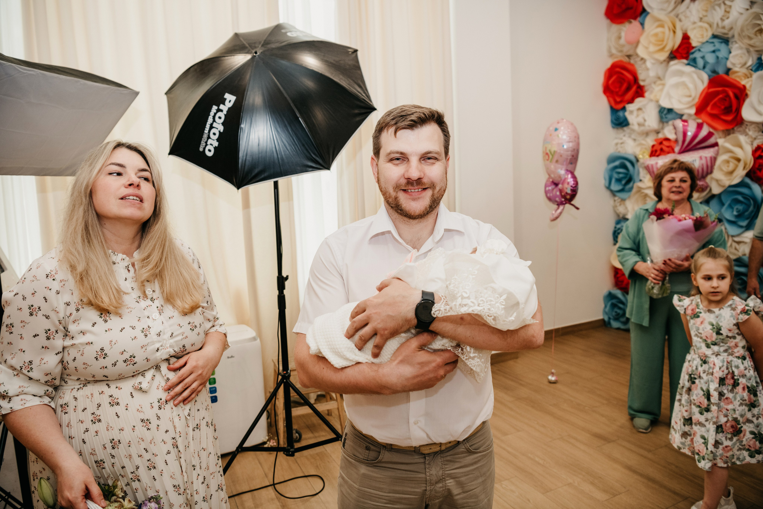 Выписка Ксении. Коммунарка. Фотограф на выписку из роддома в Москве и МО