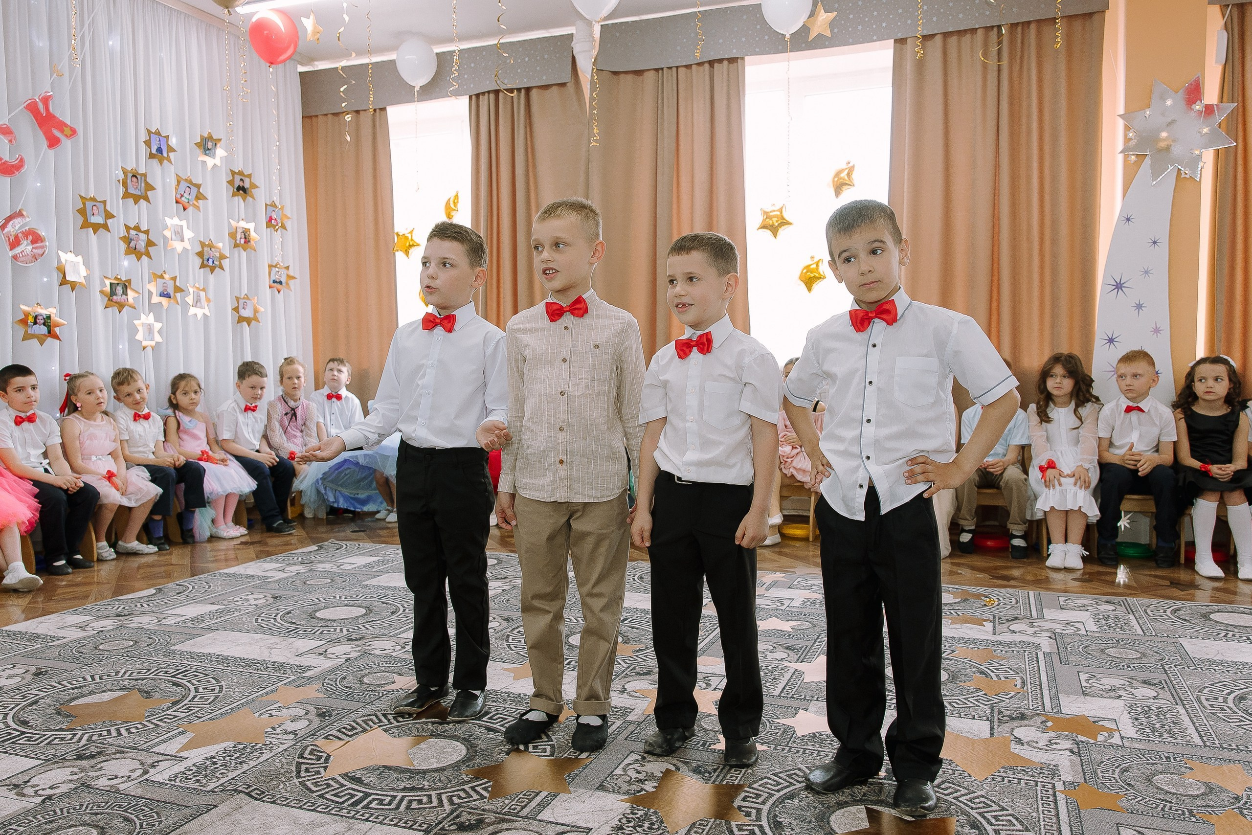 Выпускной в ДС 26. Выпускные альбомы Натальи Бутко: Новороссийск, Анапа, Геленджик