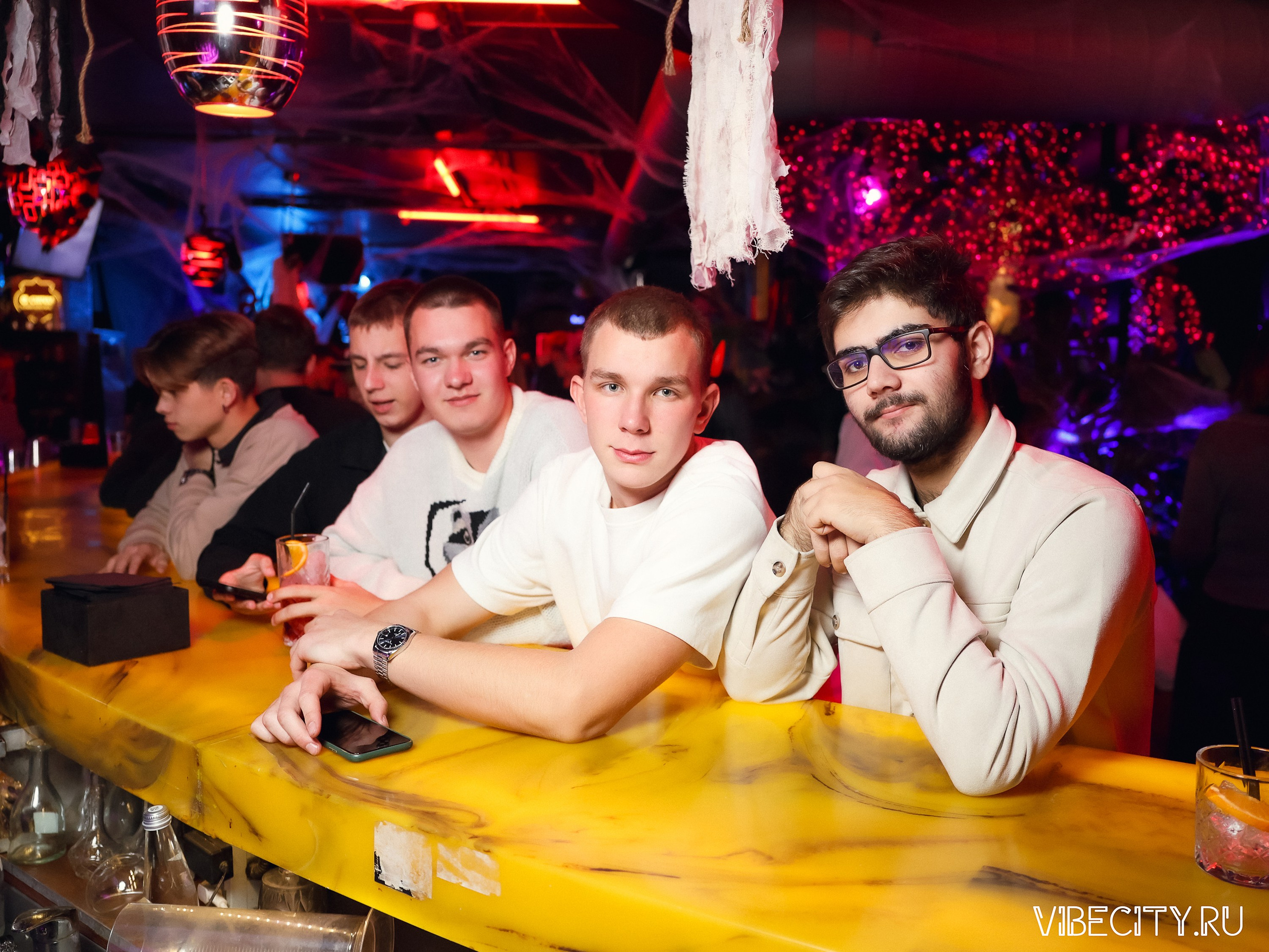 DOUBLE U. VIBECITY.RU Вайб Сити Ру Фоторепортажи Фотоотчеты Калининград