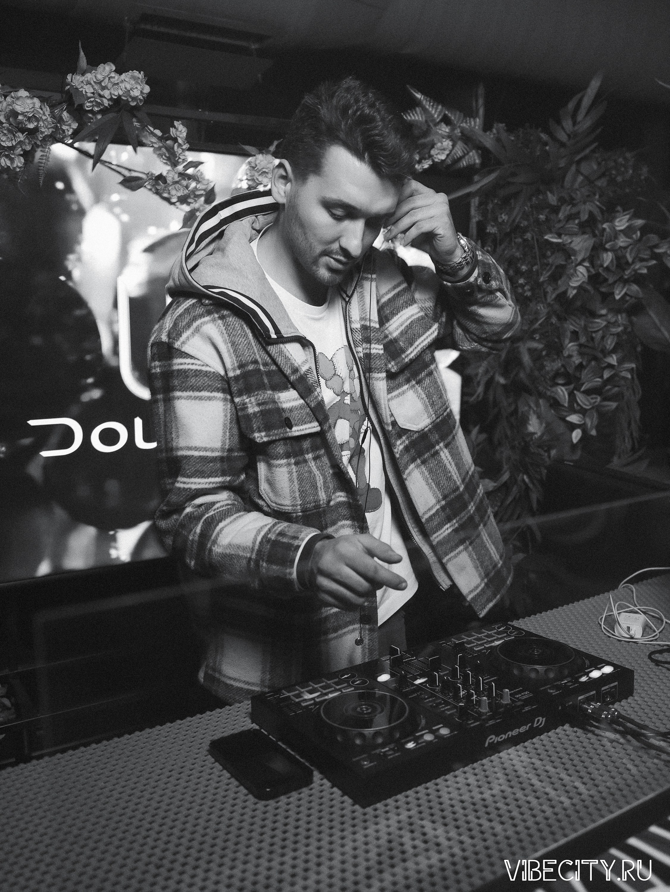 DOUBLE U. VIBECITY.RU Вайб Сити Ру Фоторепортажи Фотоотчеты Калининград