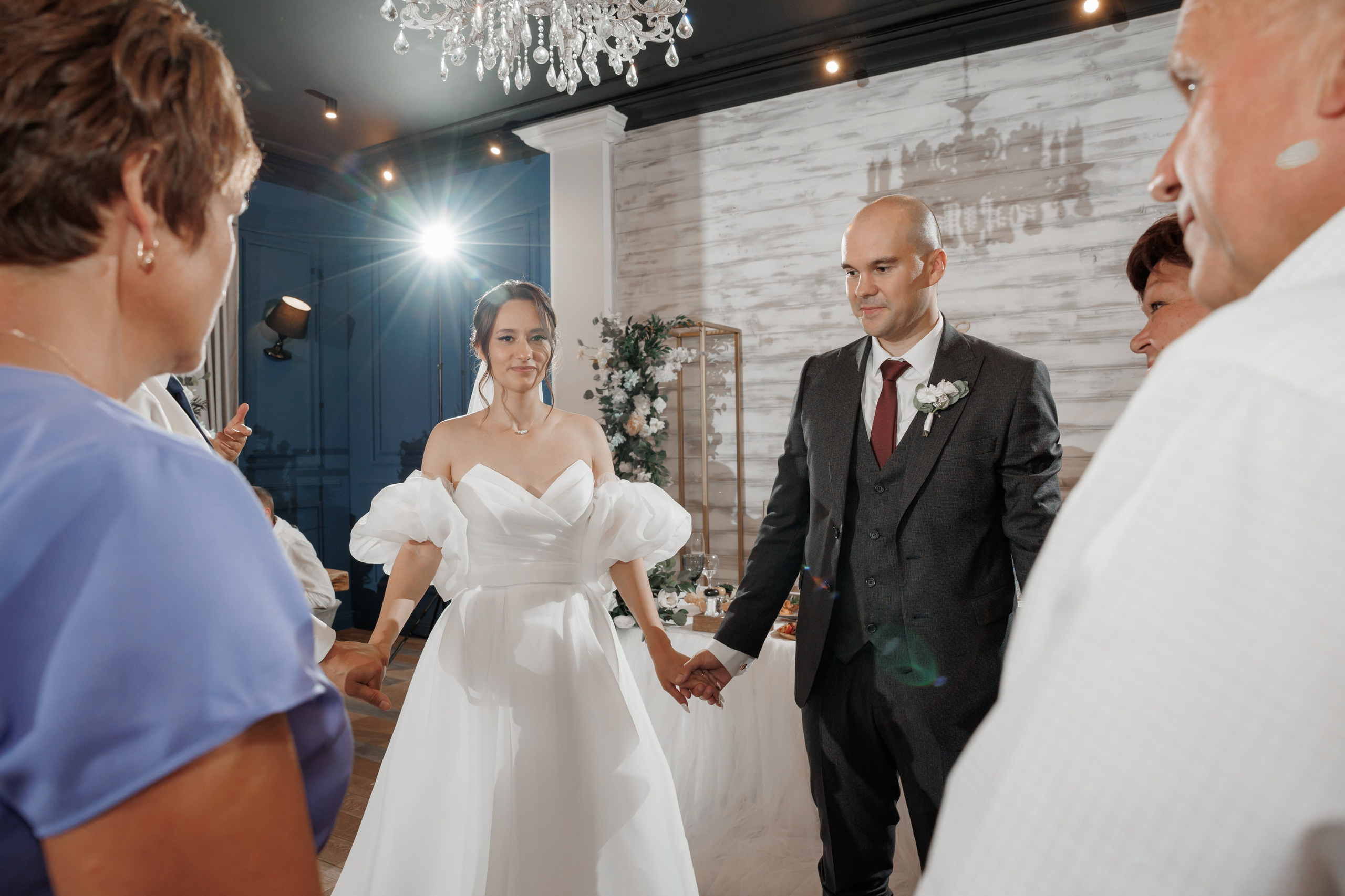 Полина и Дмитрий, загородный клуб «Барин», ЗАГС в г. Пушкино. Свадебный и репортажный фотограф (Москва, Королев и другие)