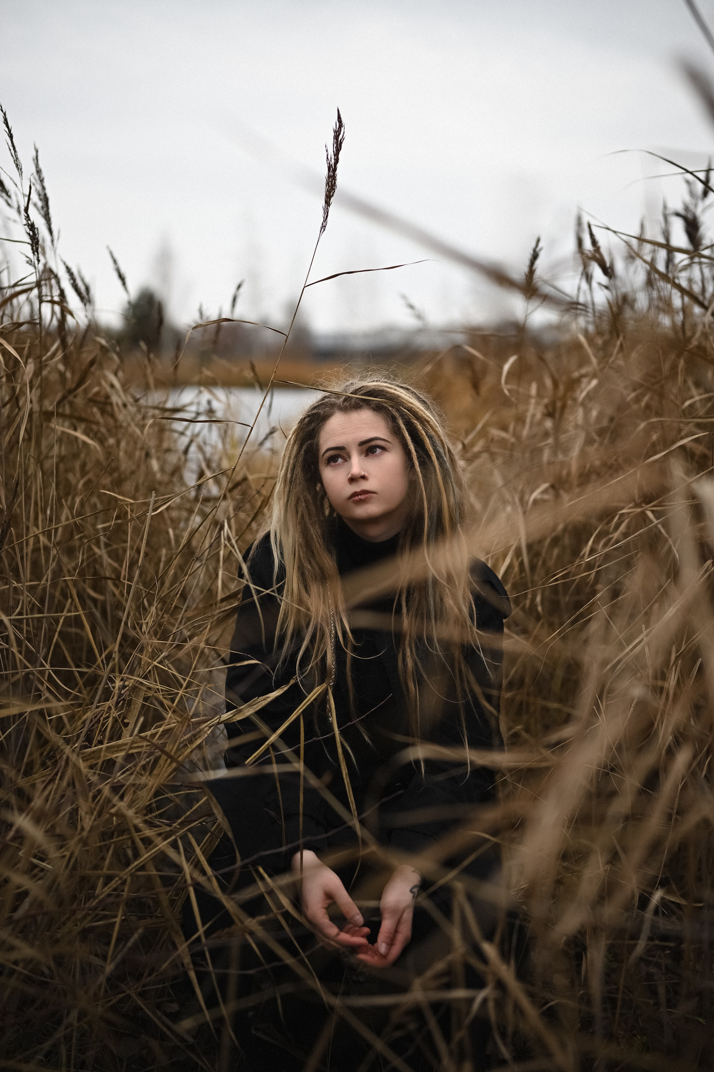 Тишина осени — атмосферная фотосессия на природе в Казани от фотографа Алексея Клейменова