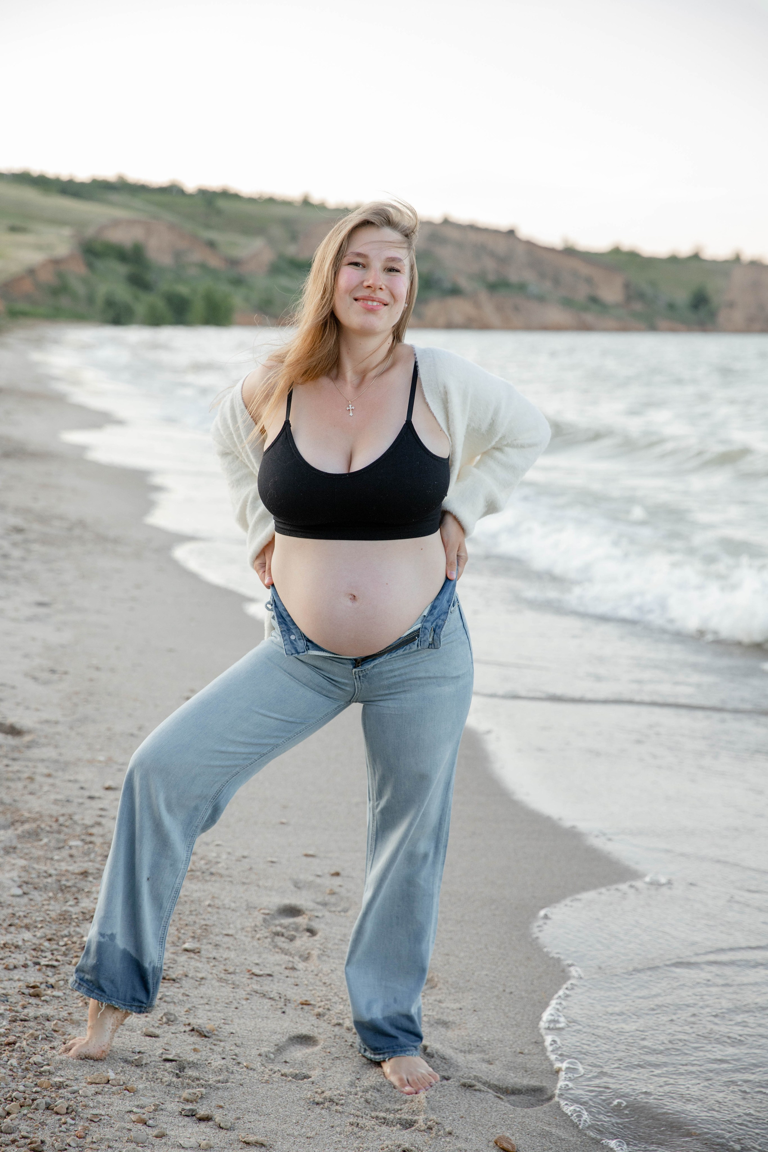 Фотосессия беременности на море. Свадебный фотограф Бакрымова Валентина