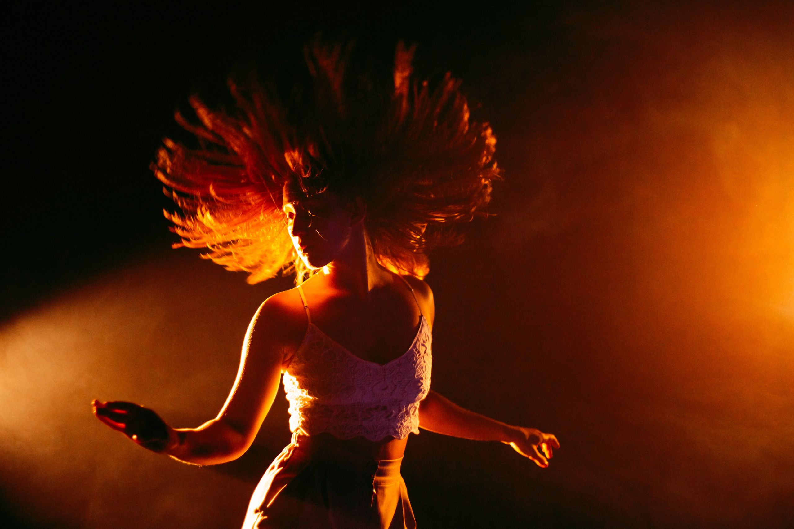 Танец огня. Арт-фотограф Крис Л. в Тобольске: портрет, семейные, свадьбы