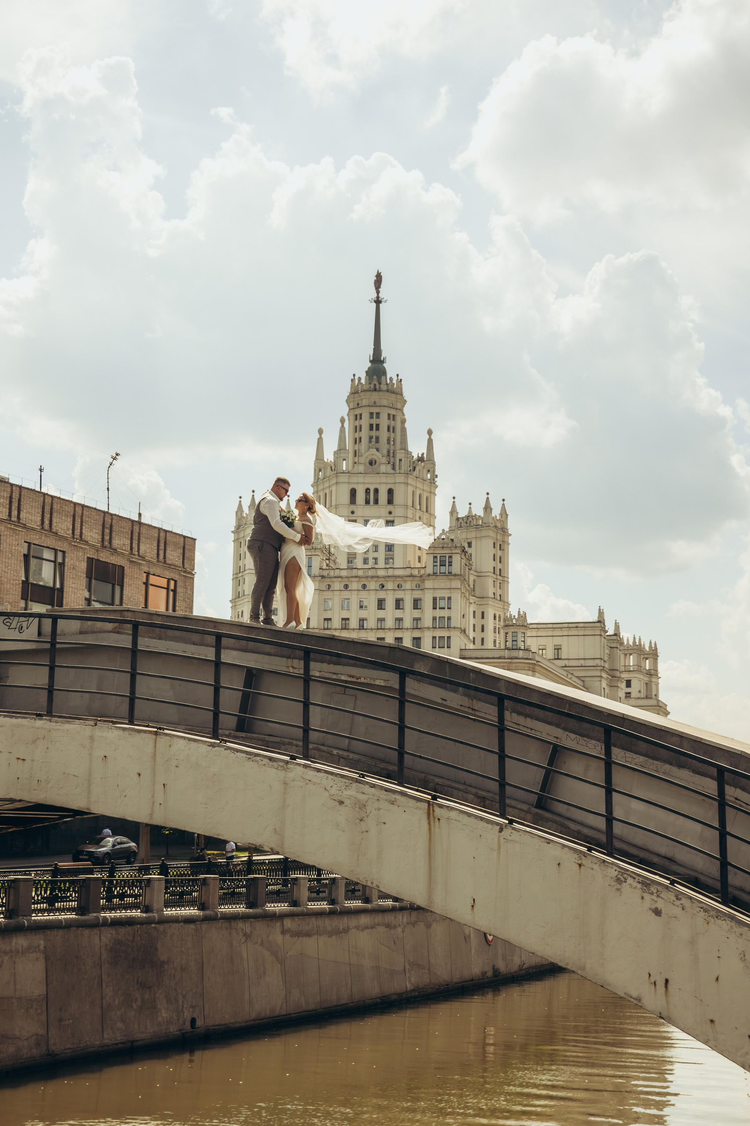 Тессинский мост свадьба. Свадебный и семейный фотограф Москва и Московская область