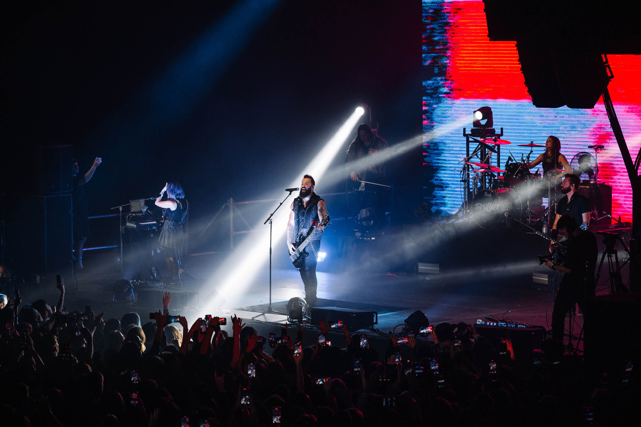 Skillet Almaty 2024. Фотограф в Алматы Кизилов Кирилл