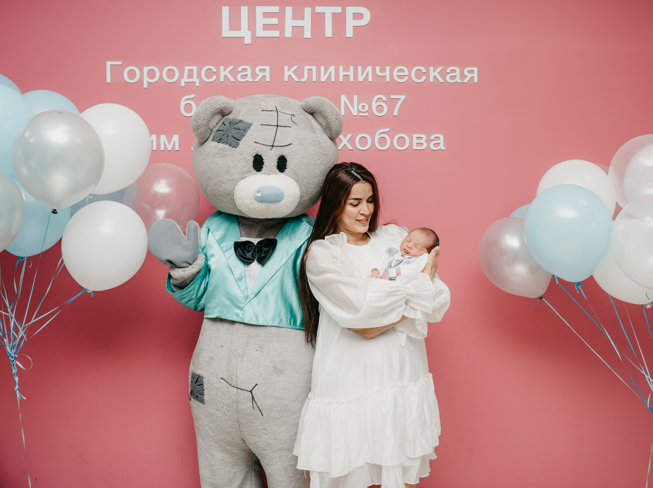 Выписка Али. ГКБ 67. Фотограф на выписку из роддома в Москве и МО