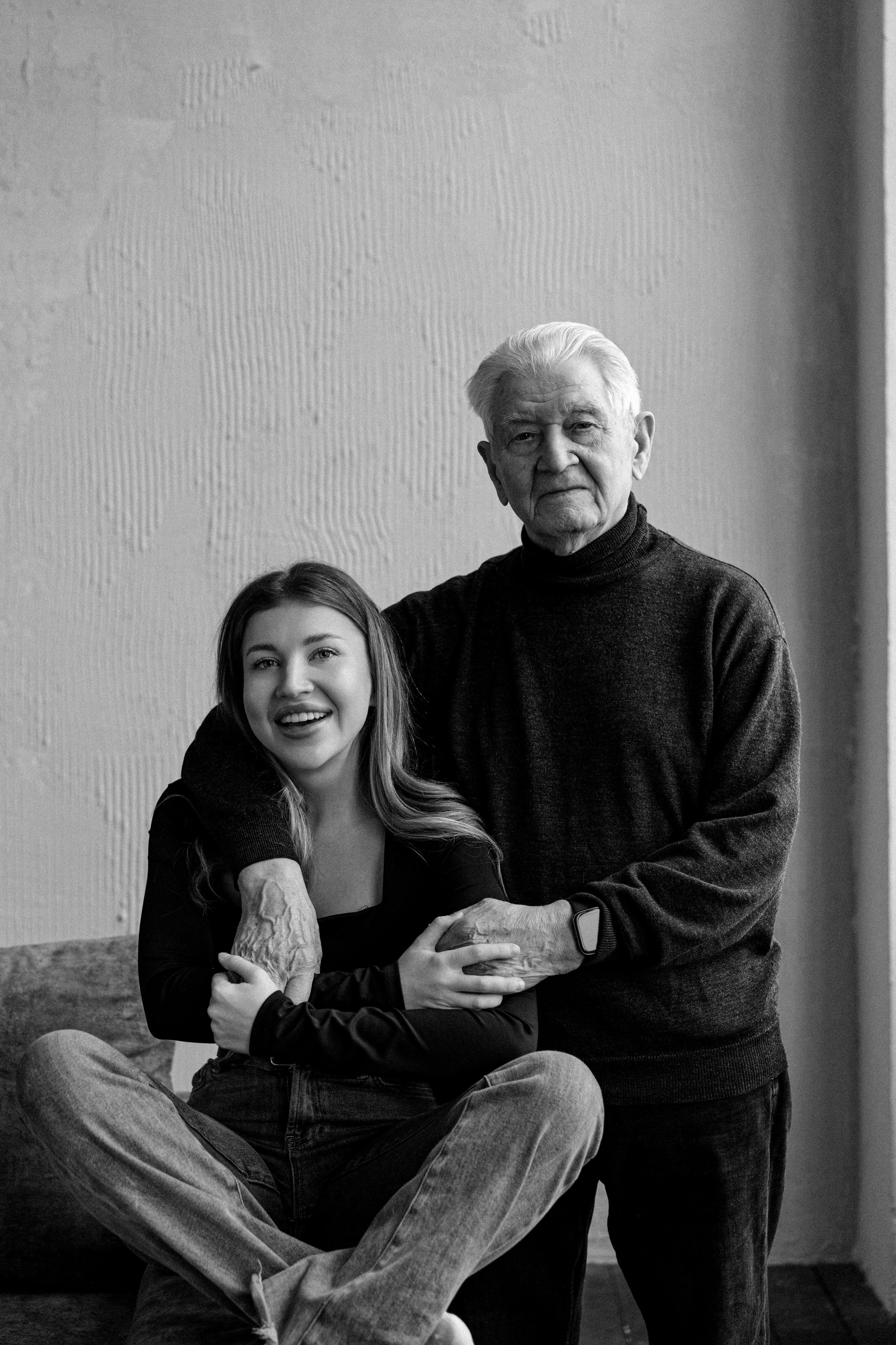 Анастасия и дедушка. Свадебный и семейный фотограф в Калининграде Анастасия Гриценко