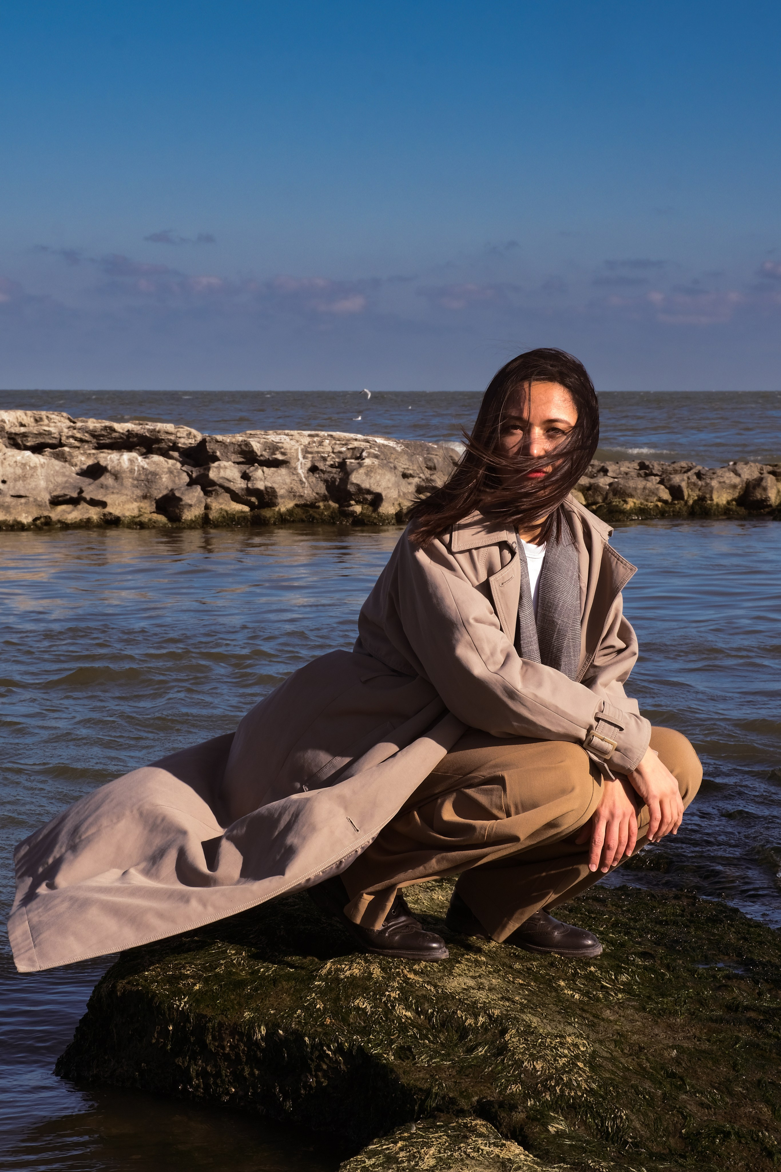 Море. Ноябрь. Смелость. Контент-фотограф в Махачкале. Марина