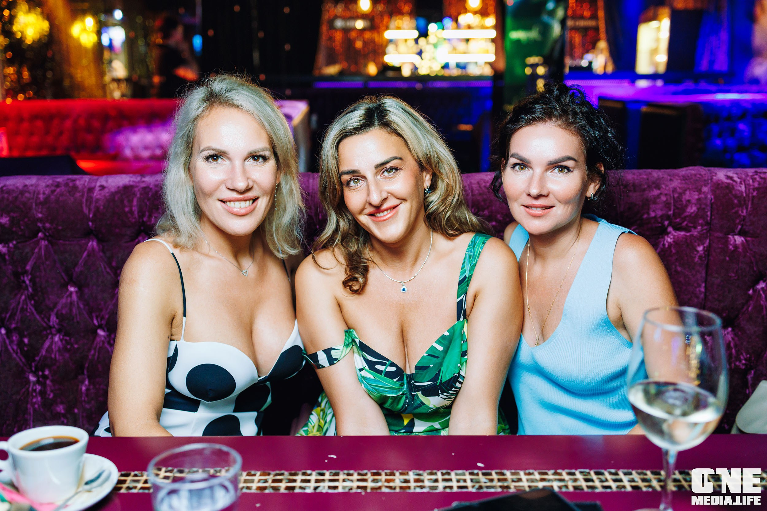 Фоторепортаж из караоке-клуба Эйфория. One Media Life: фоторепортажи, фотоотчеты с мероприятий и заведений