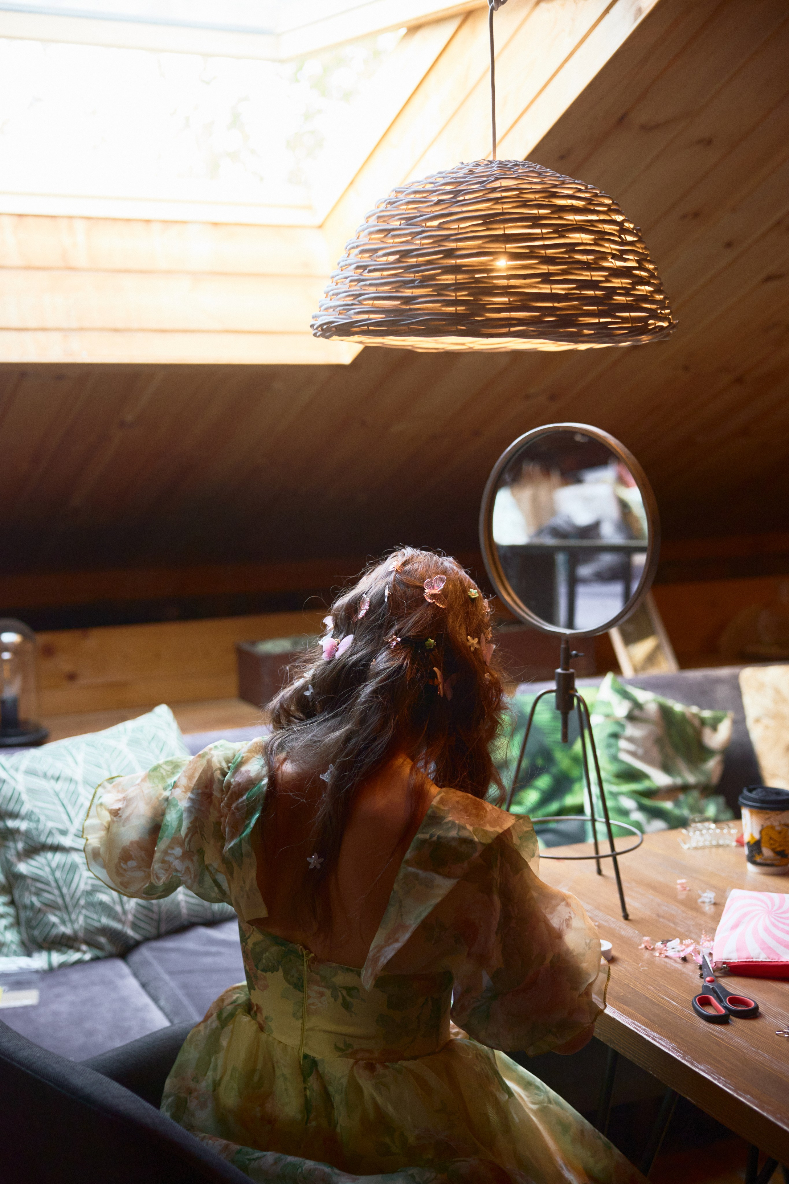 Бумажные украшения и блестки* Костя & Наташа. Фотограф Чугунов Александр