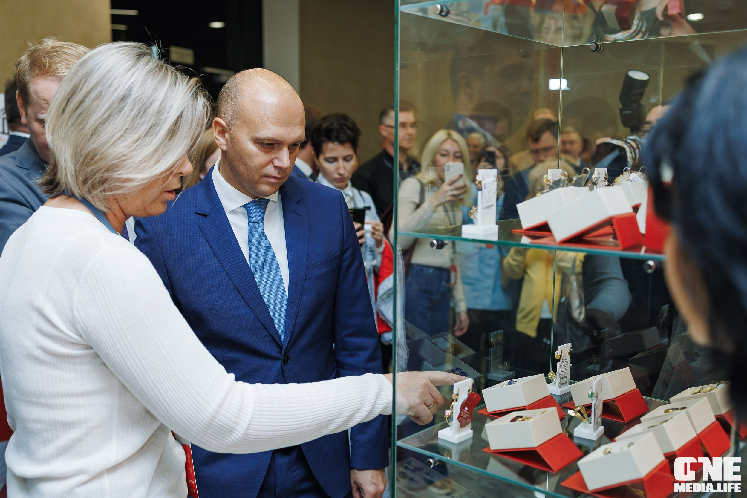 Фоторепортаж VII Международный форум «Вселенная бизнеса. Время Побед». One Media Life: фоторепортажи, фотоотчеты с мероприятий и заведений