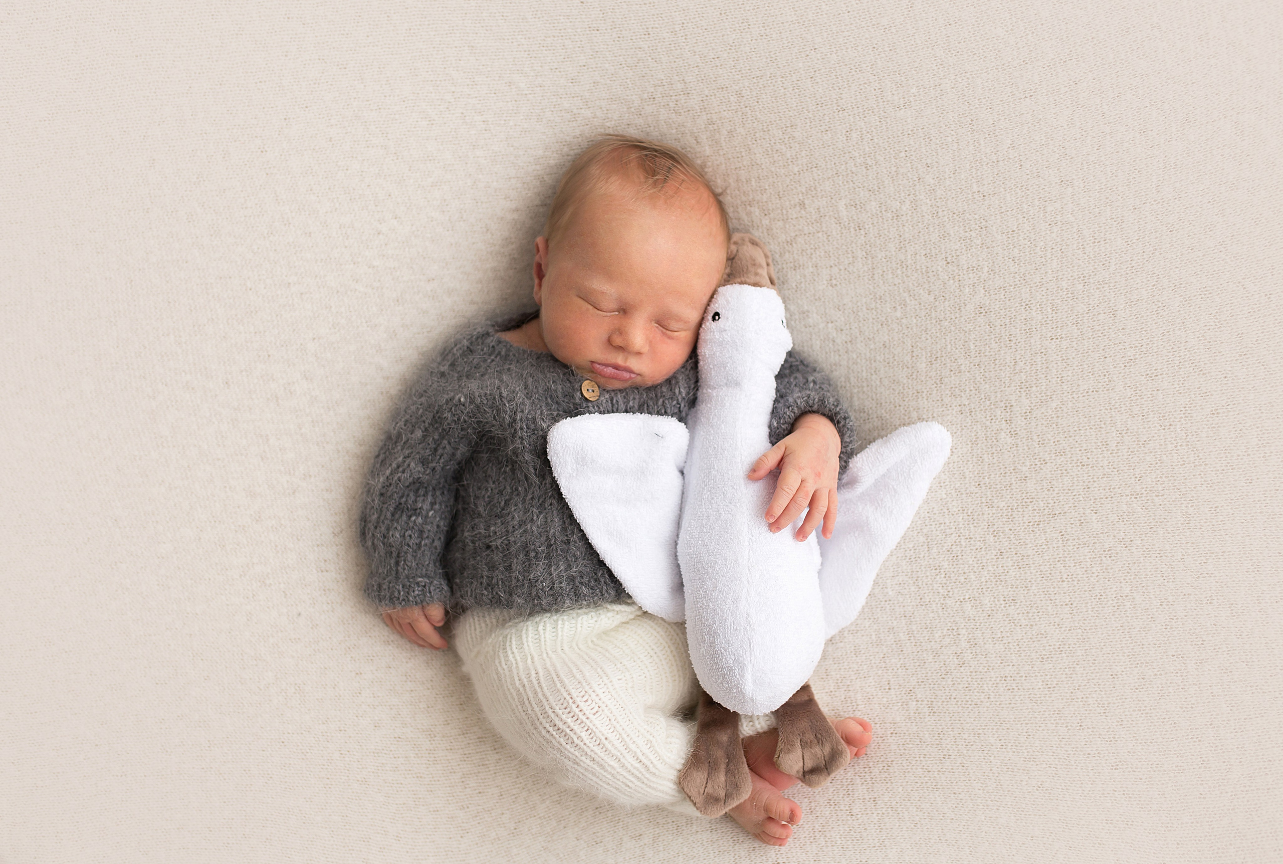 Фотосессия новорождённого. Фотограф новорождённых малышей и детский фотограф В Казани Лана Максим