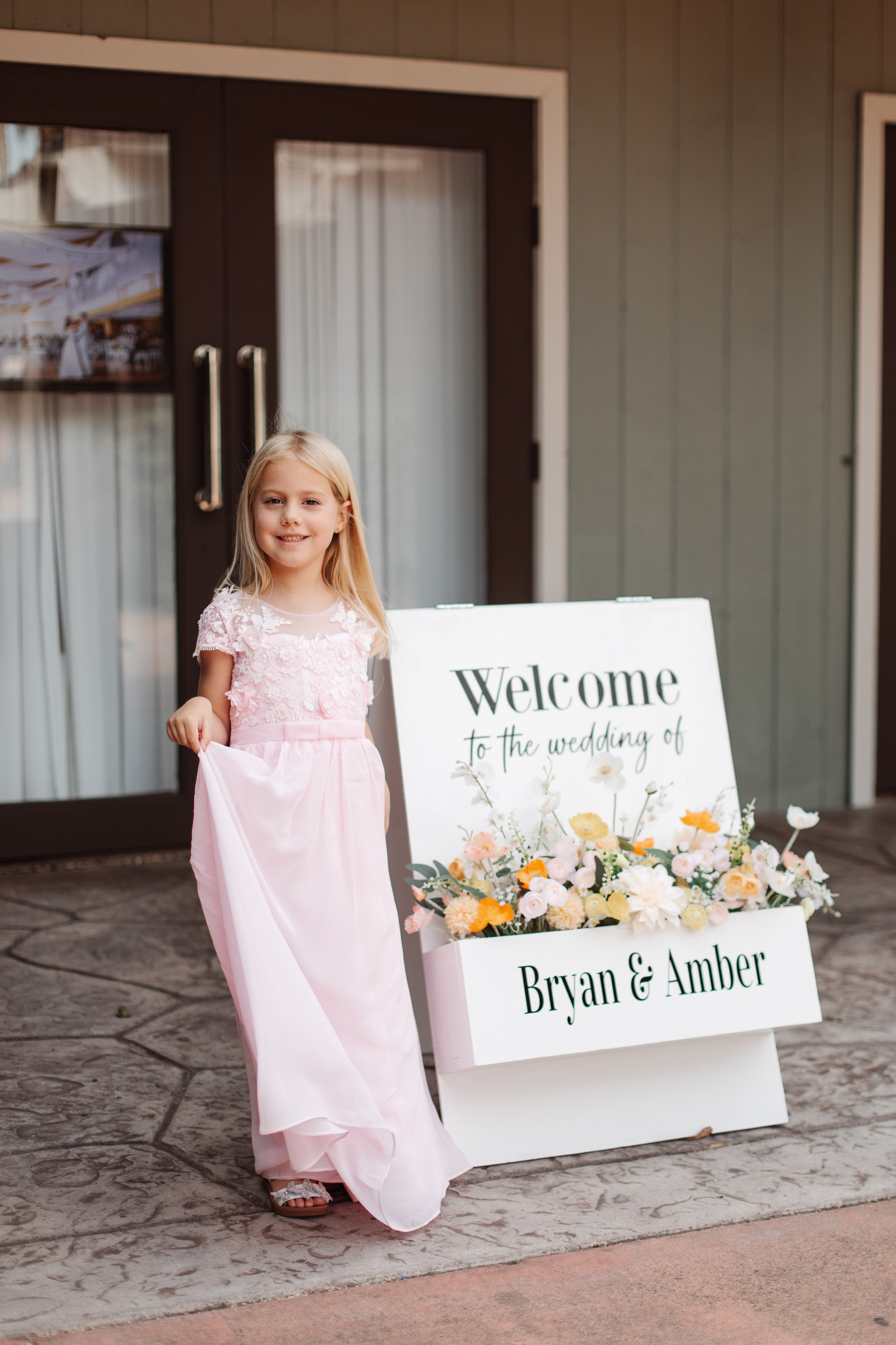 2025-08-16_BryanAmber. Ретушер Зенькевич Света