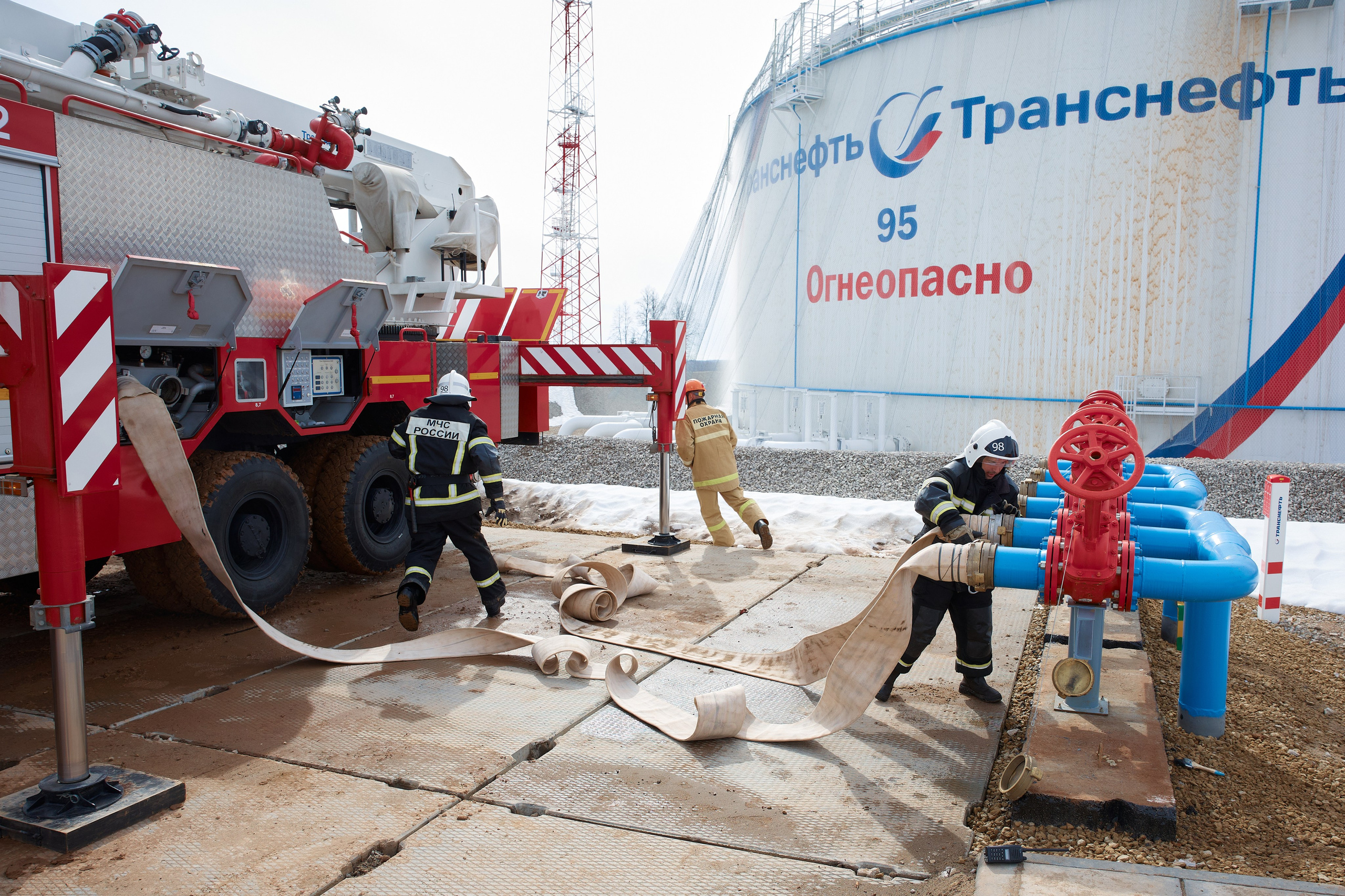 Учения по пожарной безопасности. Мое имя Раиль. Я репортажный фотограф в Казани, так же мой любимый жанр — свадебный фотограф