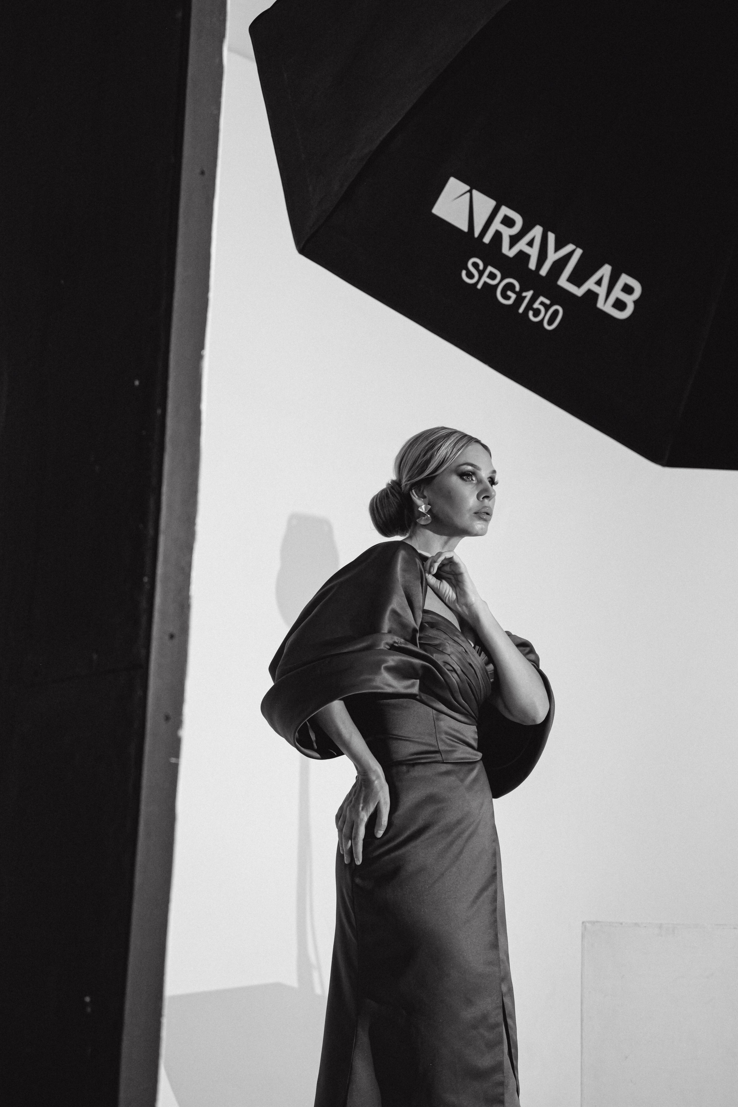 Фэшн-съёмка участниц Миссис Бизнес Гатчина 2023. Портретный фотограф в Санкт-Петербурге Дмитриева Наталия