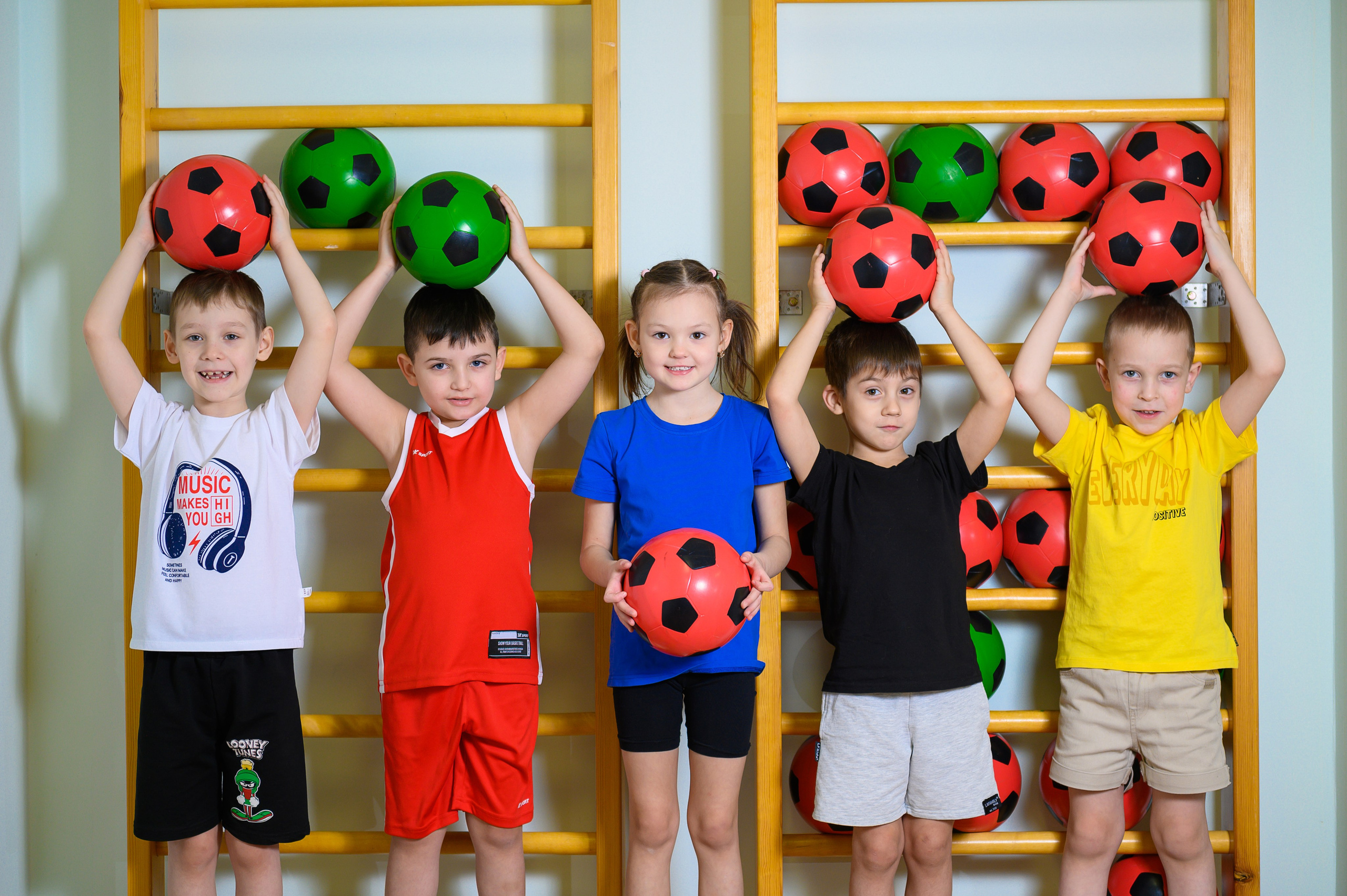 Фотосессия на выпускные альбомы для детского сада. Выпускные альбомы Искитим Бердск Новосибирск