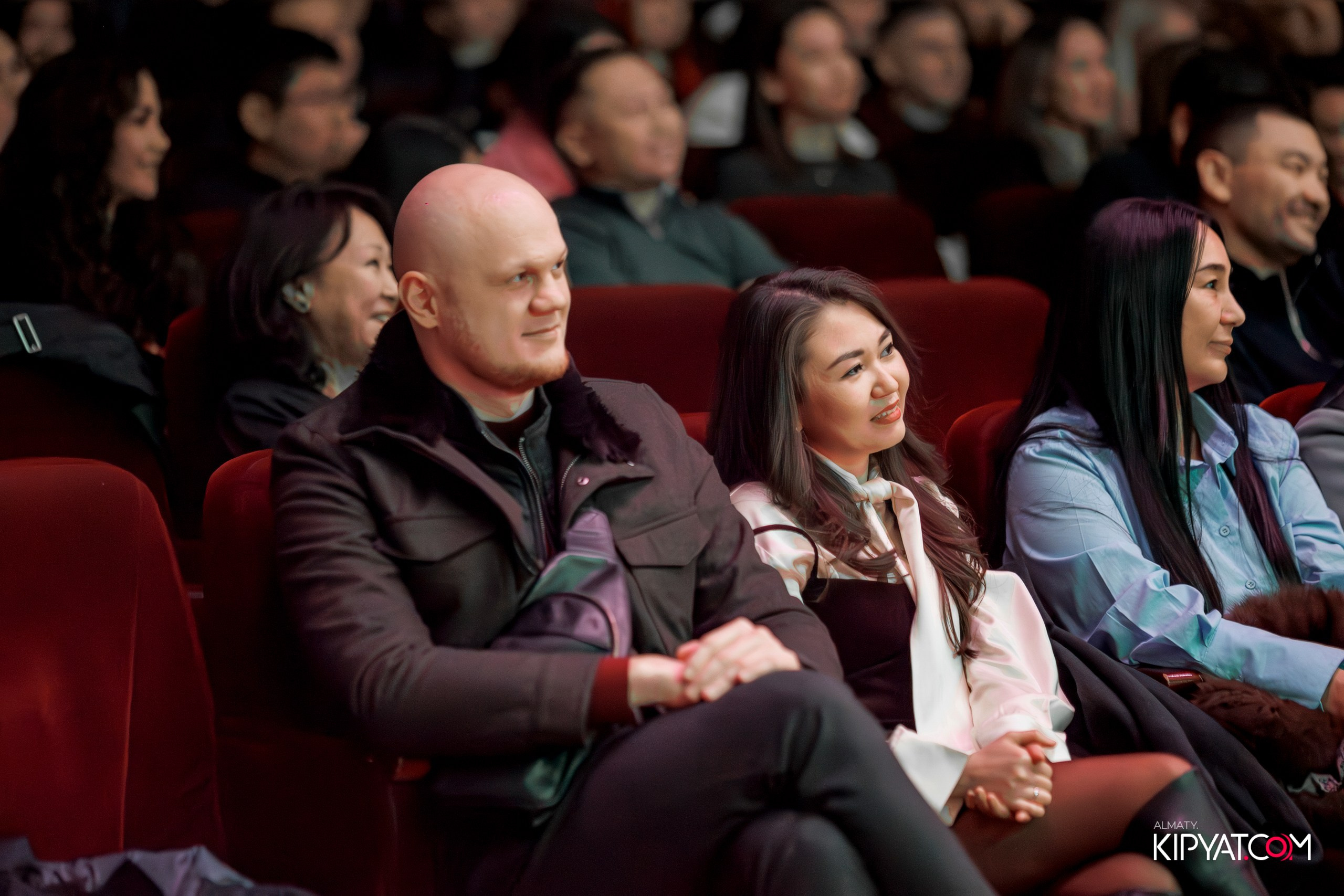 STAND UP КОНЦЕРТ АЛЕКСАНДА МЕРКУЛЬ. КИПЯТКОМ АЛМАТЫ! Фотосъемка мероприятий в Алматы