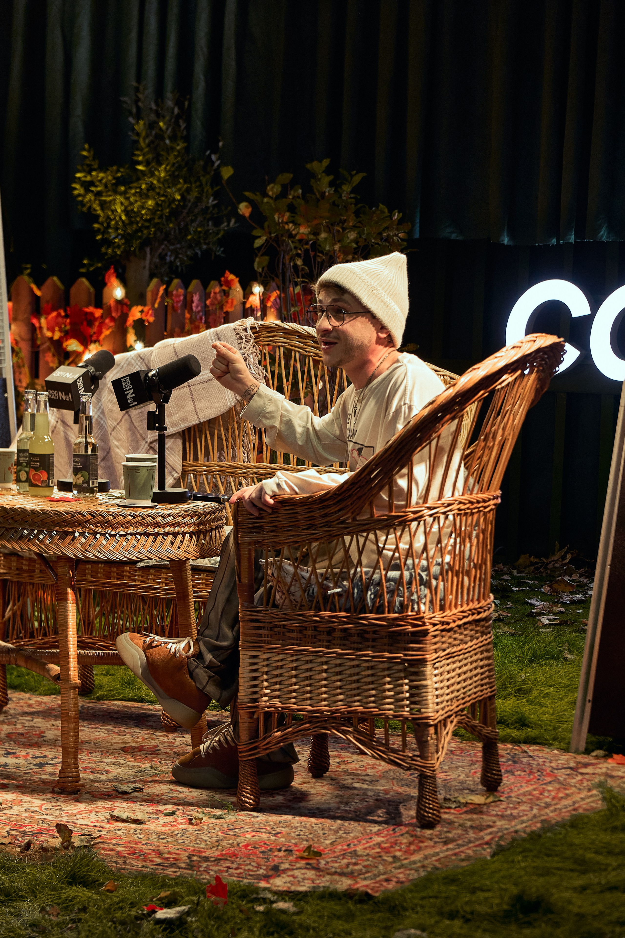 Бэстейдж «Летний подкаст № 1». Главная