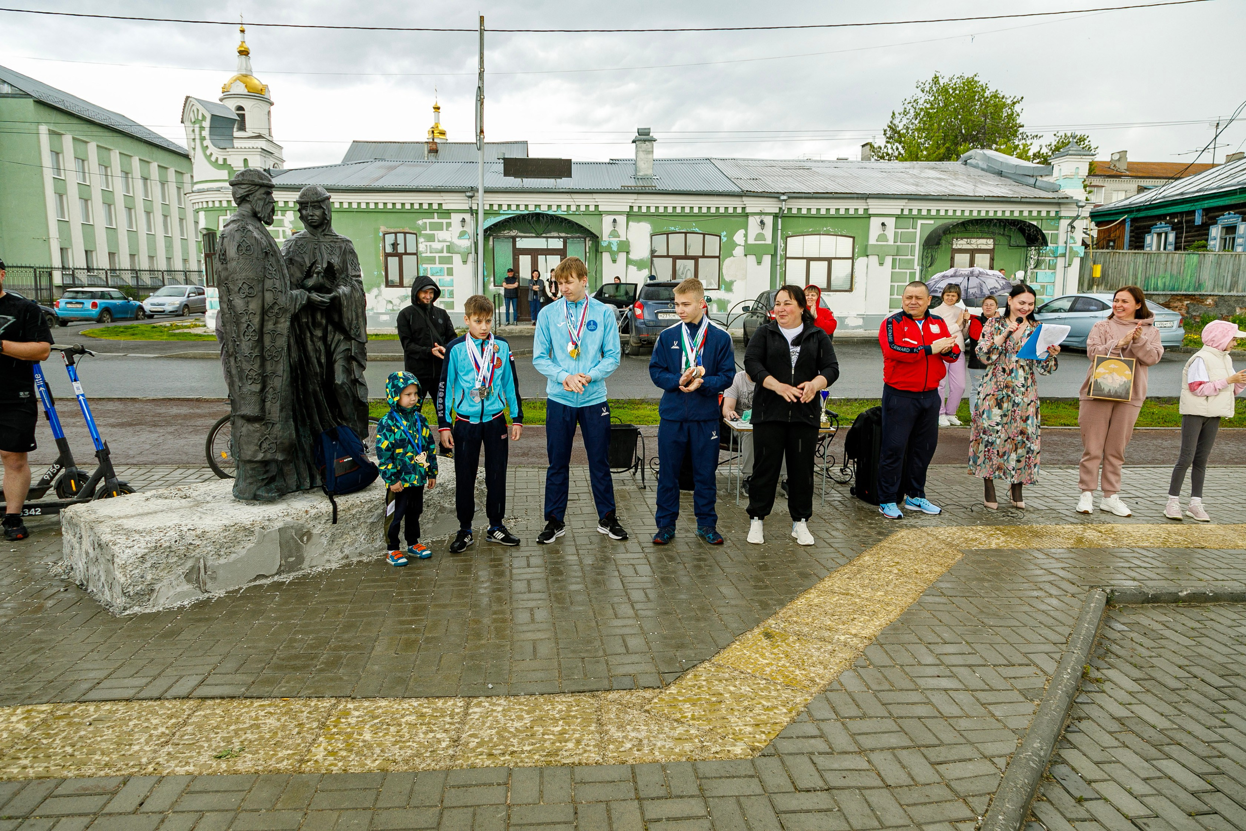 «СпортЛето» и «Зарядка с чемпионом» — семья Сармачевых 😋. Фотограф Андрей Гузеев