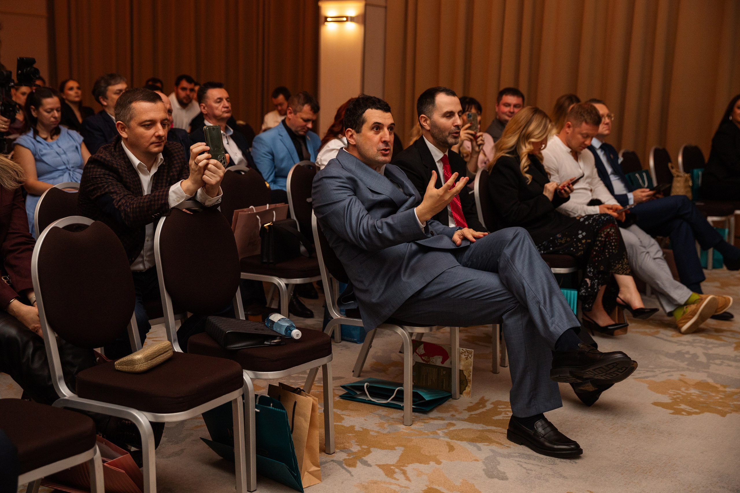 Конференция АВАНТИ. Фотограф Краснодар Настя Зокс