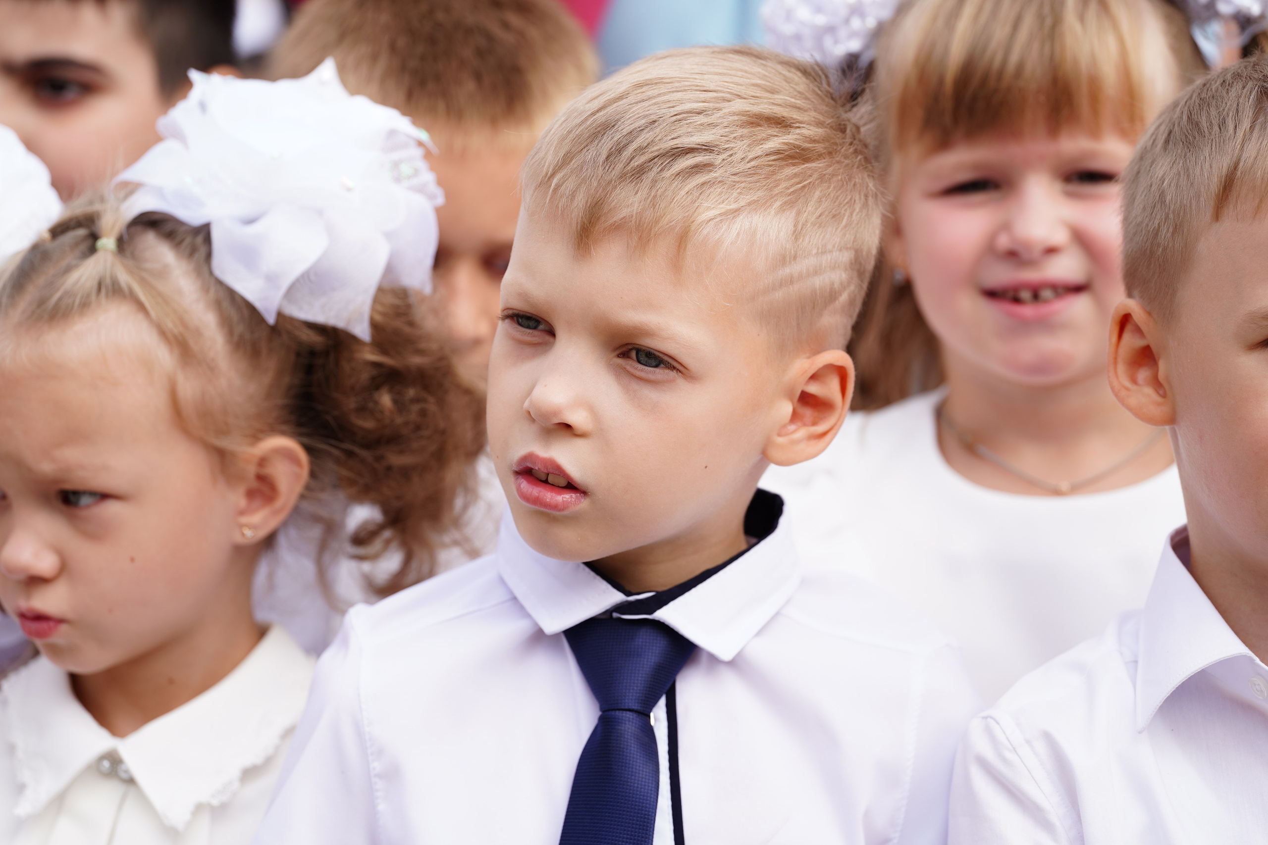 1 сентября Линейка. MEMENTO.Выпускные альбомы, школьные, юбилейные и другие книги. Ростов-на-Дону