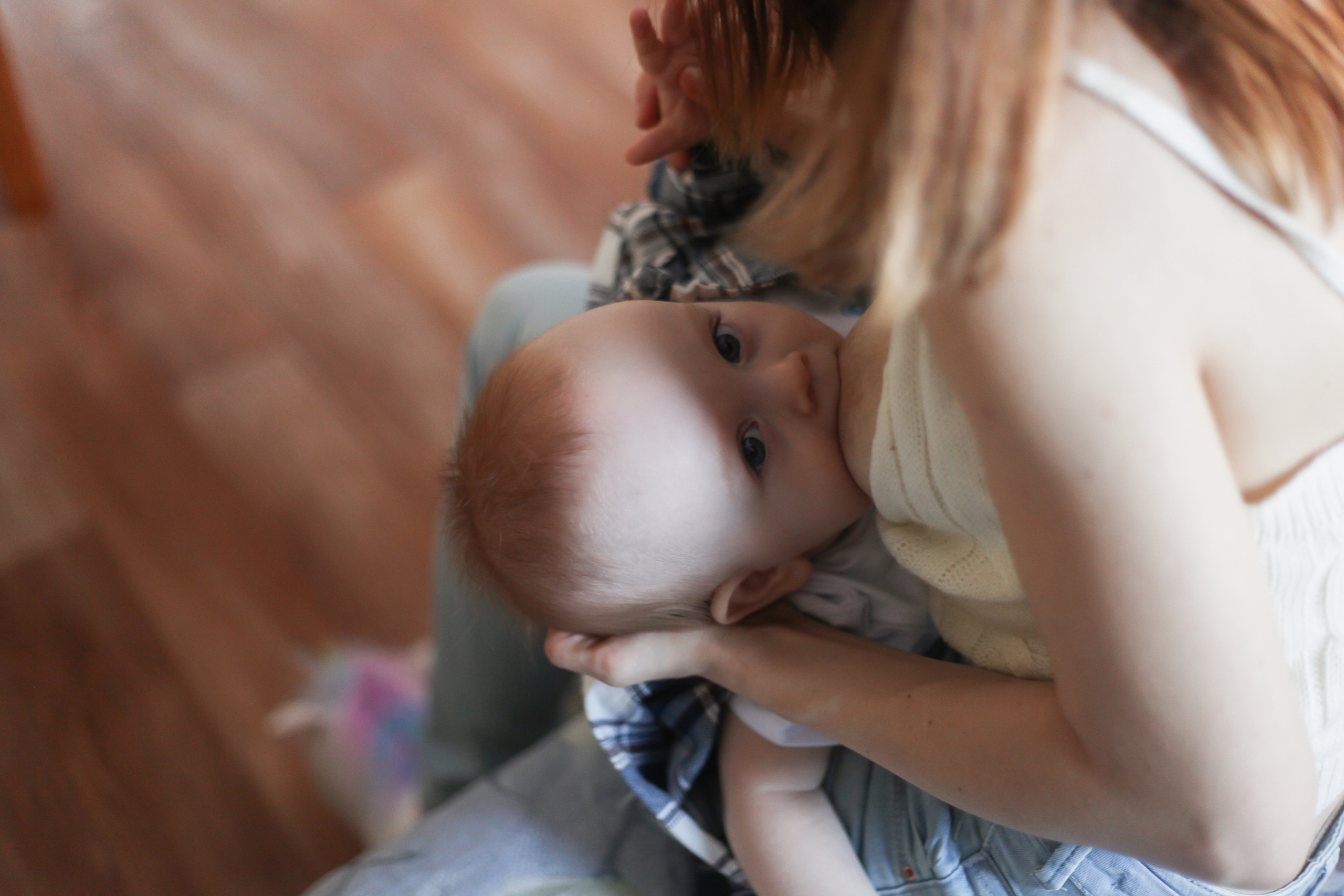 Атмосфера домашней съёмки. Семейный фотограф в городе Саратове — Анна