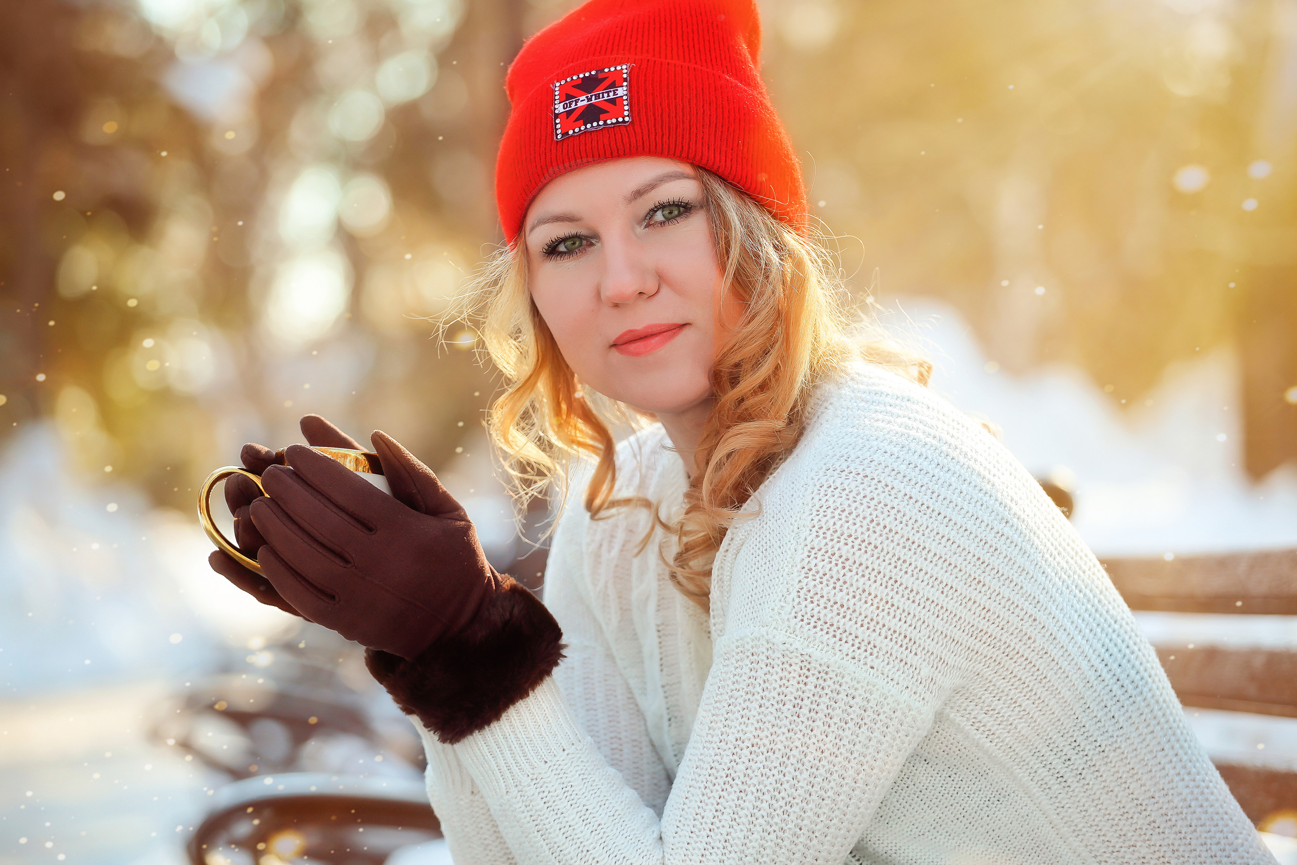 Красное & белое. Семейный фотограф в городе Саратове — Анна