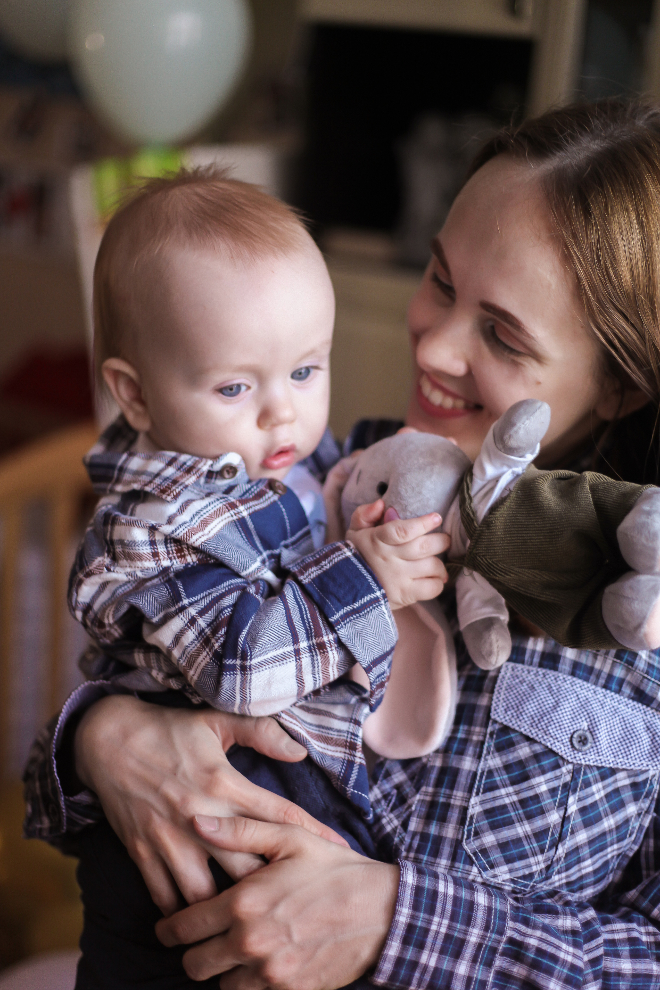 Атмосфера домашней съёмки. Семейный фотограф в городе Саратове — Анна