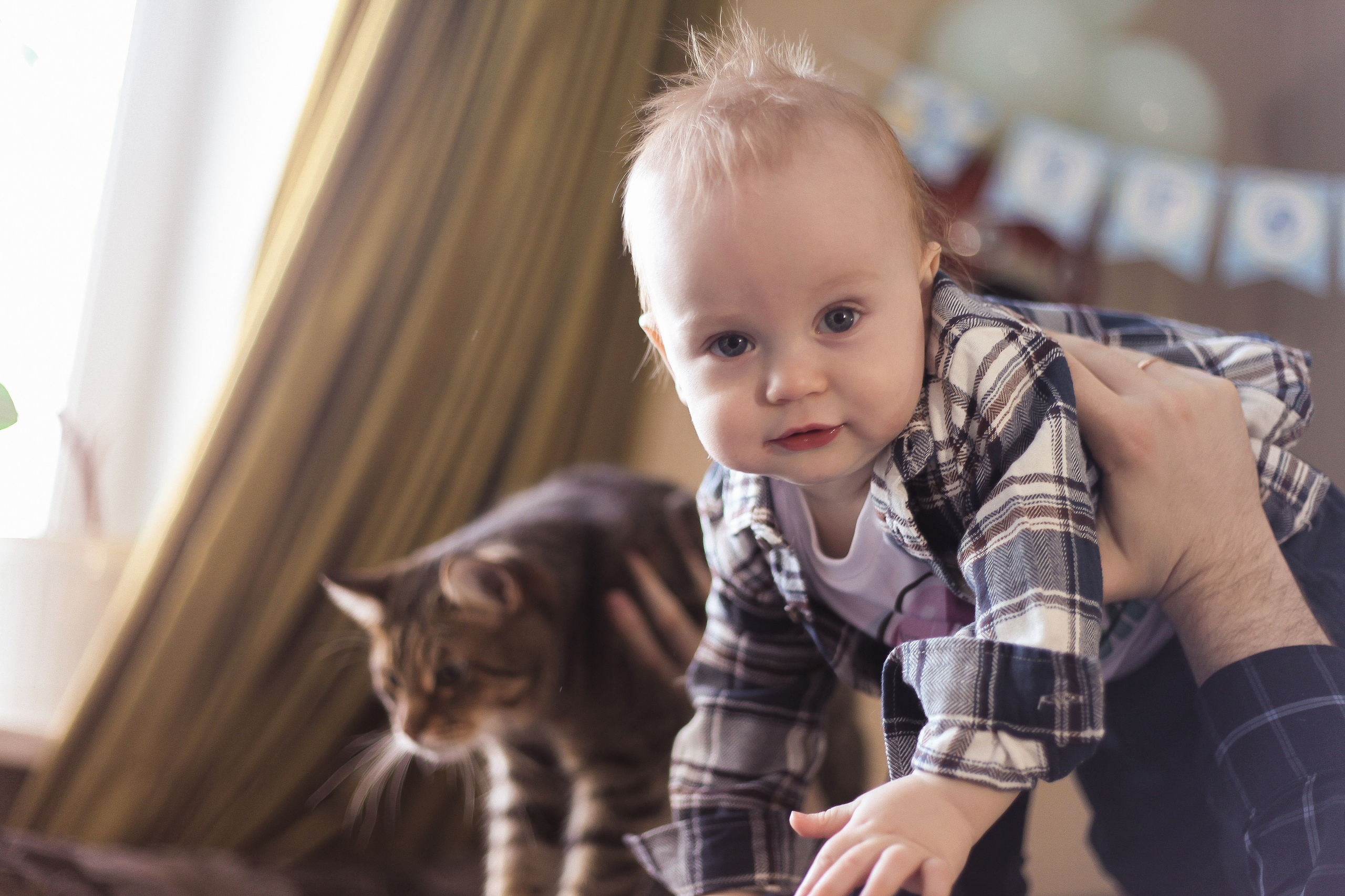 Атмосфера домашней съёмки. Семейный фотограф в городе Саратове — Анна