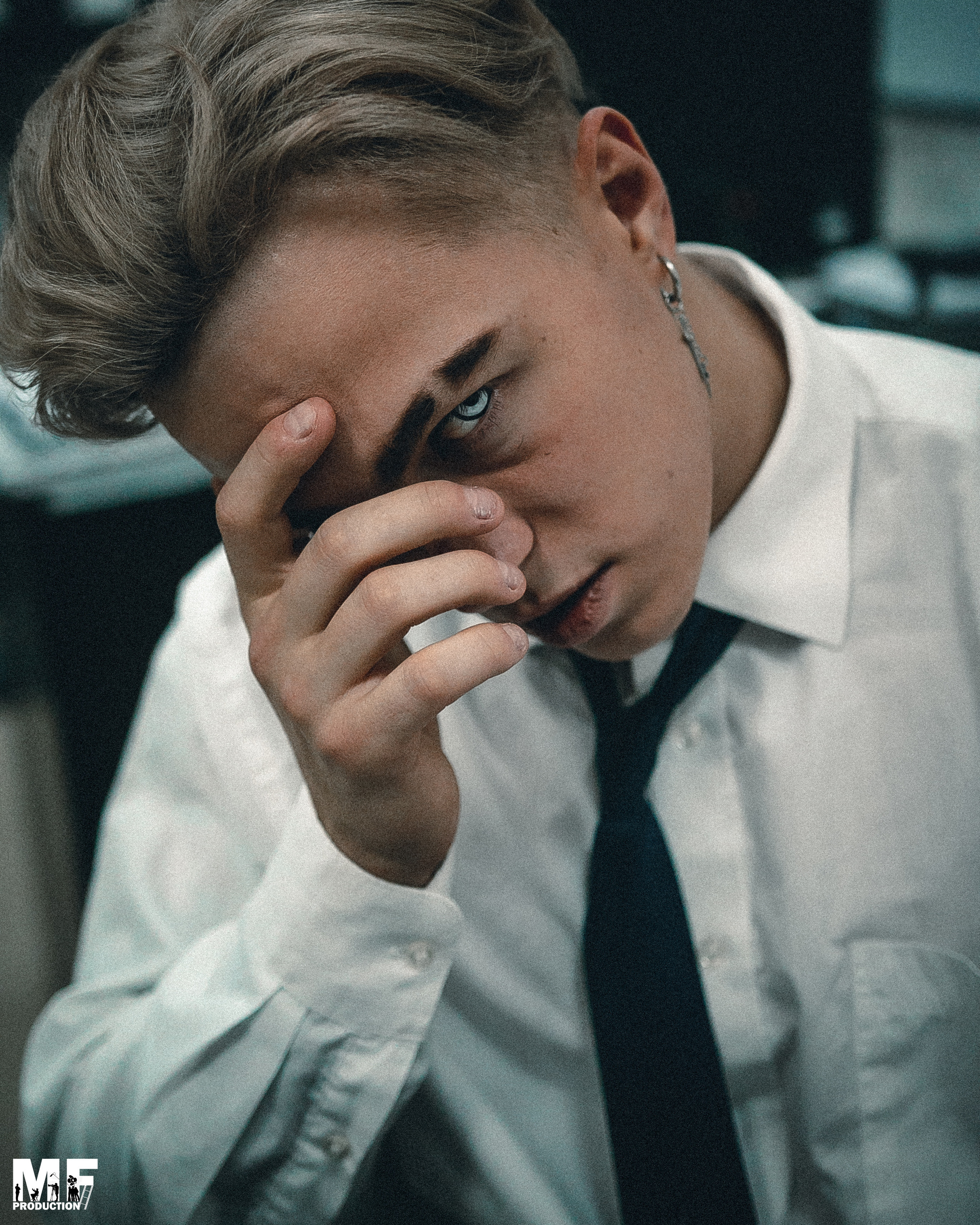 MF PROD. — FIGHT CLUB: OFFICE. MOVIE FAMILY PRODUCTION