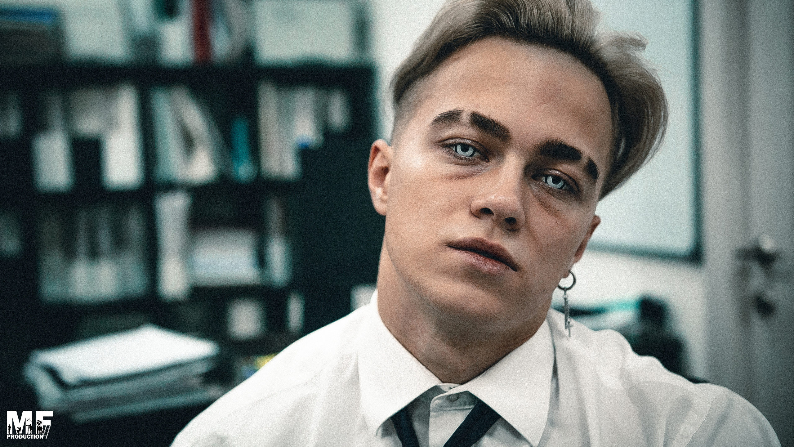 MF PROD. — FIGHT CLUB: OFFICE. MOVIE FAMILY PRODUCTION