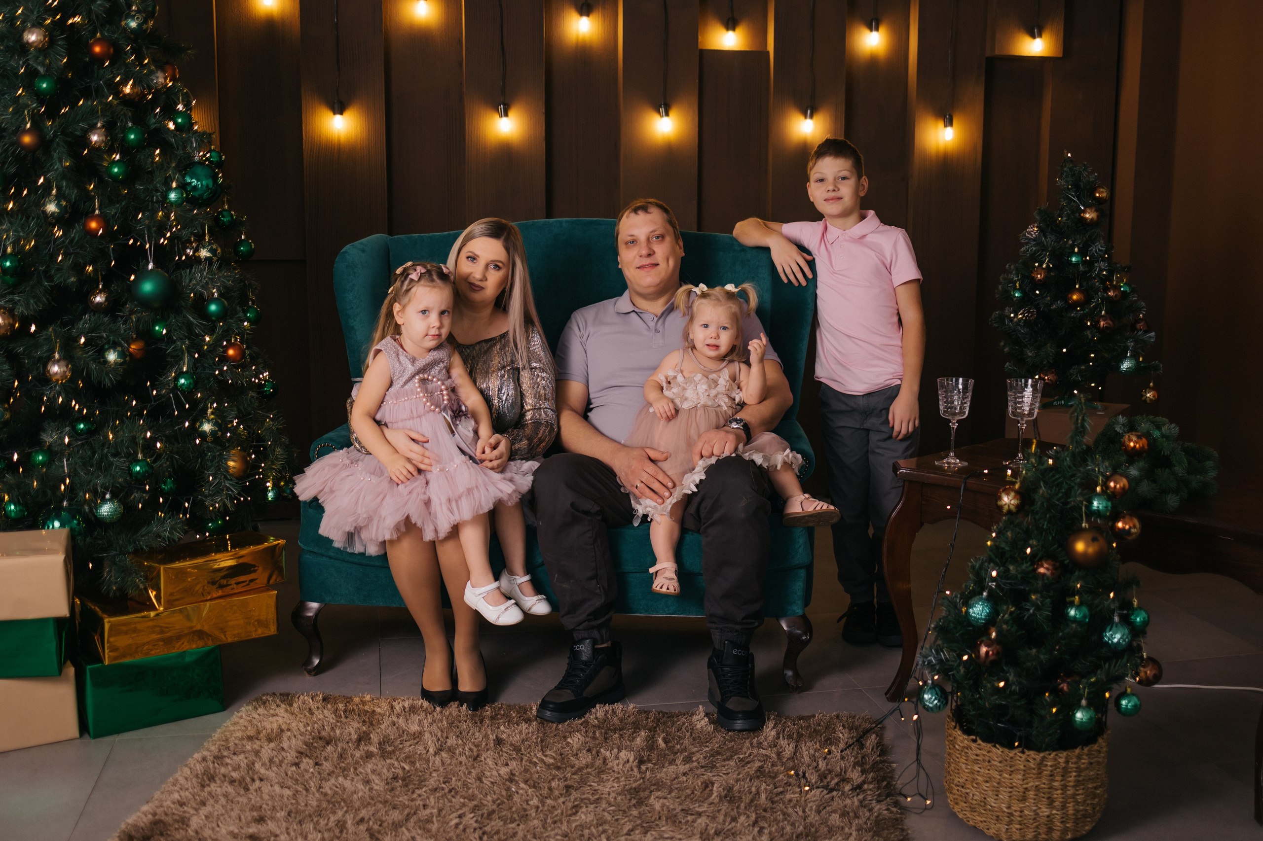 Оля с семьей. СЕМЕЙНЫЙ ФОТОГРАФ В САРАТОВЕ