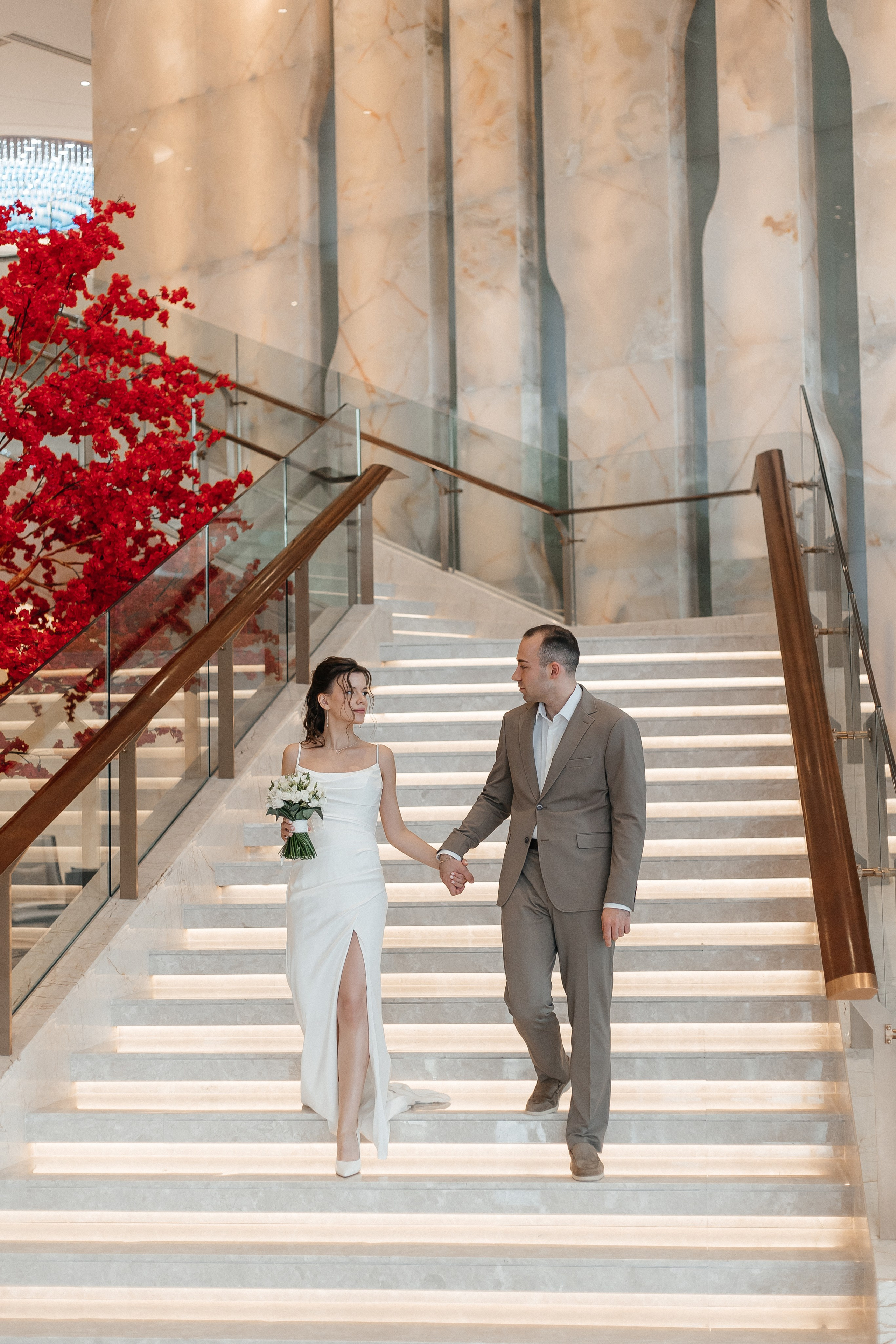 Свадебная фотосессия в отеле Солюкс в Москве