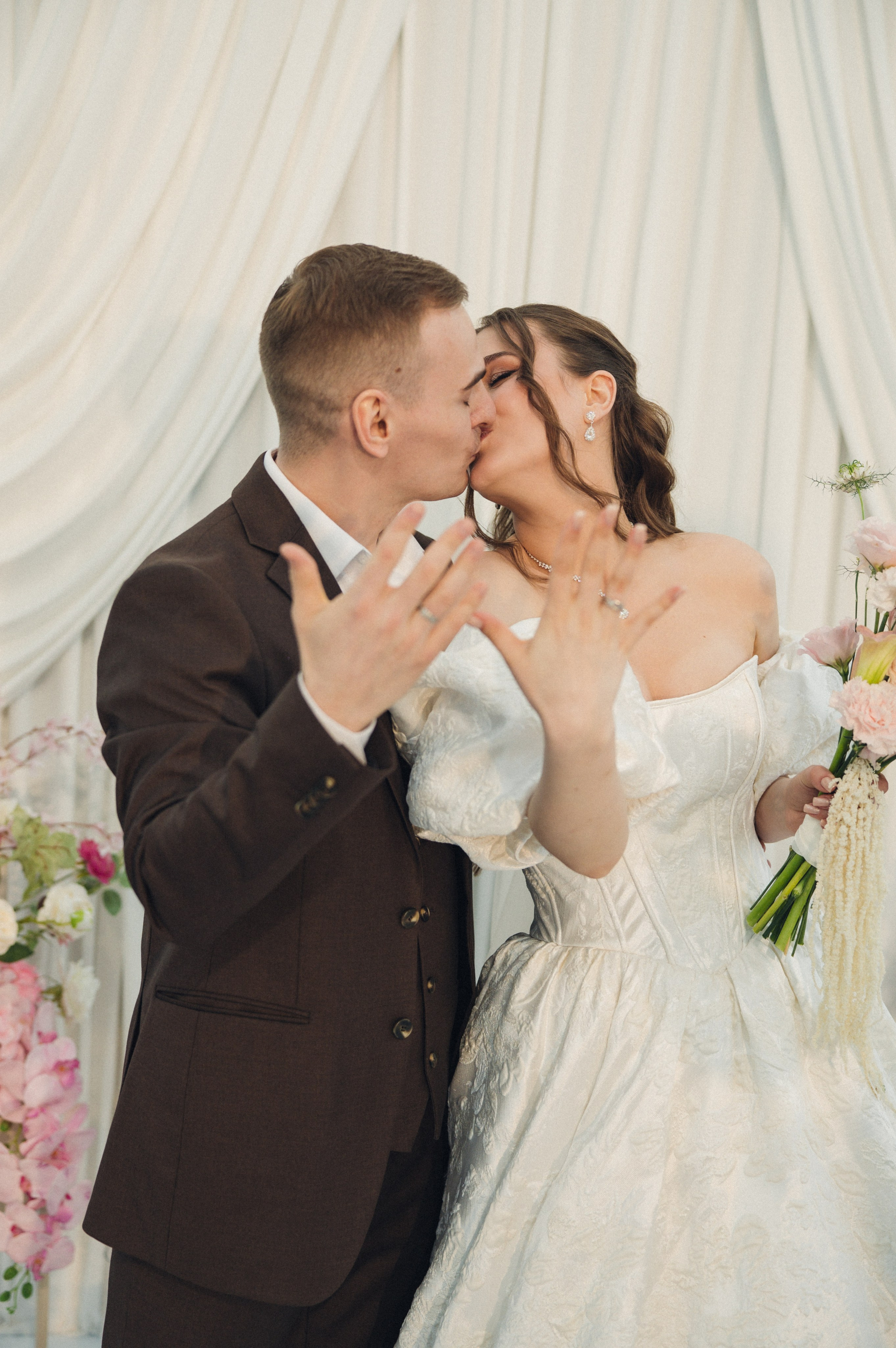 Алёна и Павел. Репортажный и свадебный фотограф в Сургуте