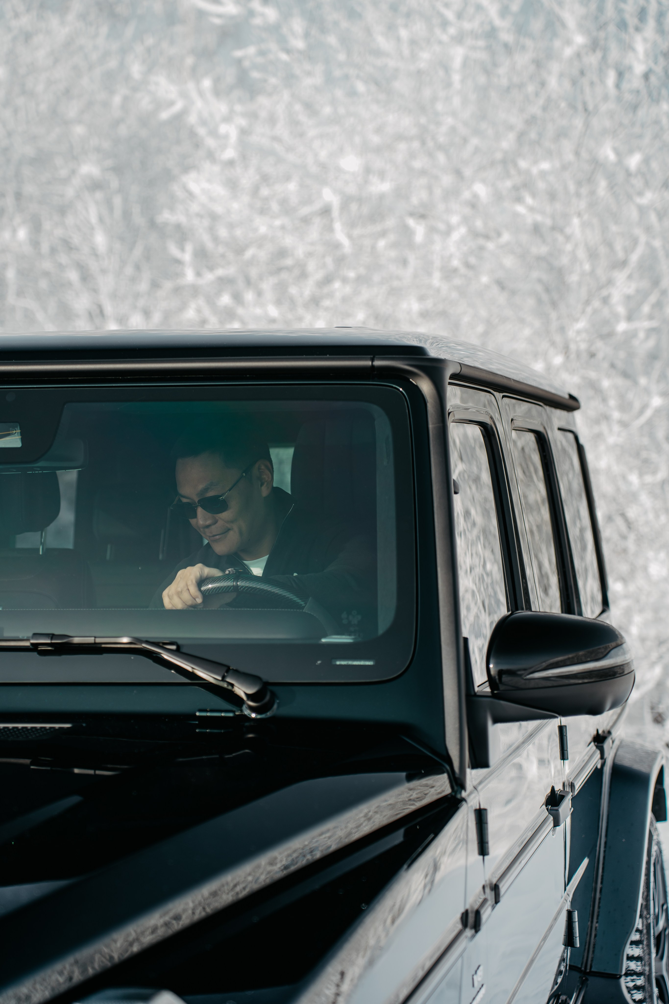 Mercedes-Benz 63 AMG. Фотограф, видеограф и пилот дрона на Байкале