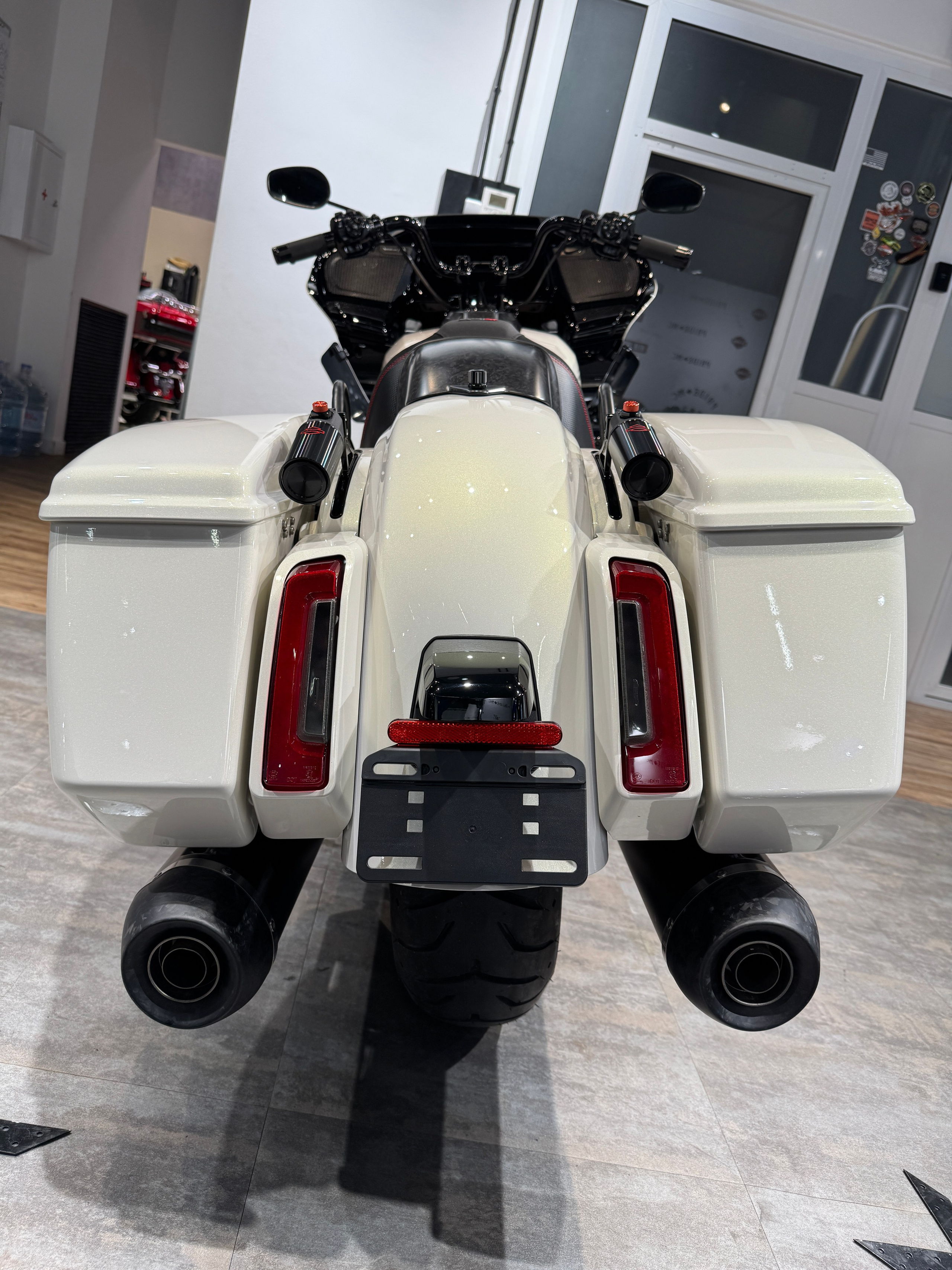 Мотоциклы Harley-Davidson 2024 CVO Road Glide ST 121 (Touring)  — купить мотоцикл. Hello Davidson, Москва. Только хорошие мотоциклы…