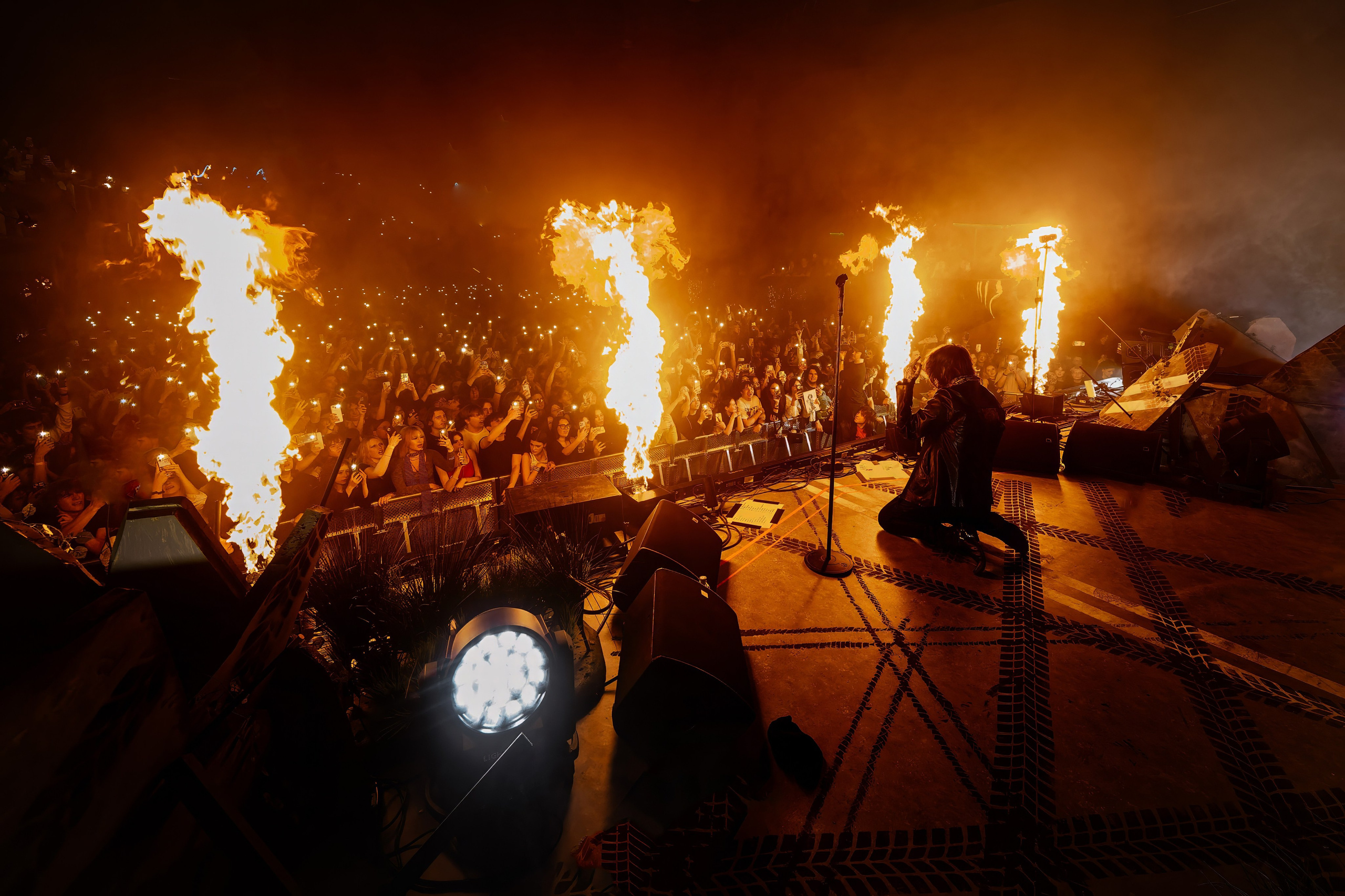 Тёмный принц в клубе TAU 22.03.2026. Репортажный фотограф и видеограф в Москве